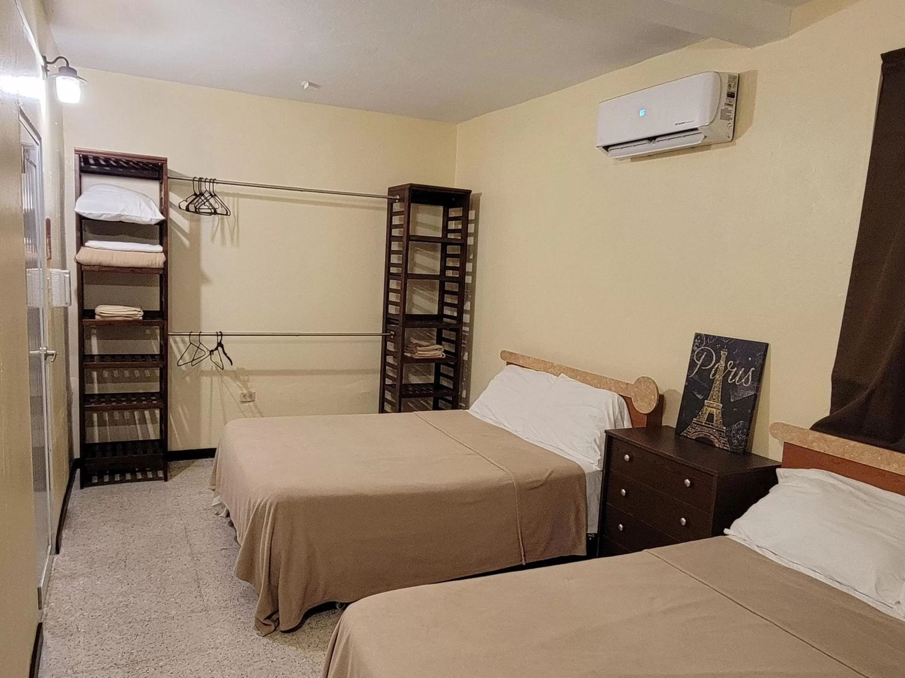 Bed in Aguada of the Seas