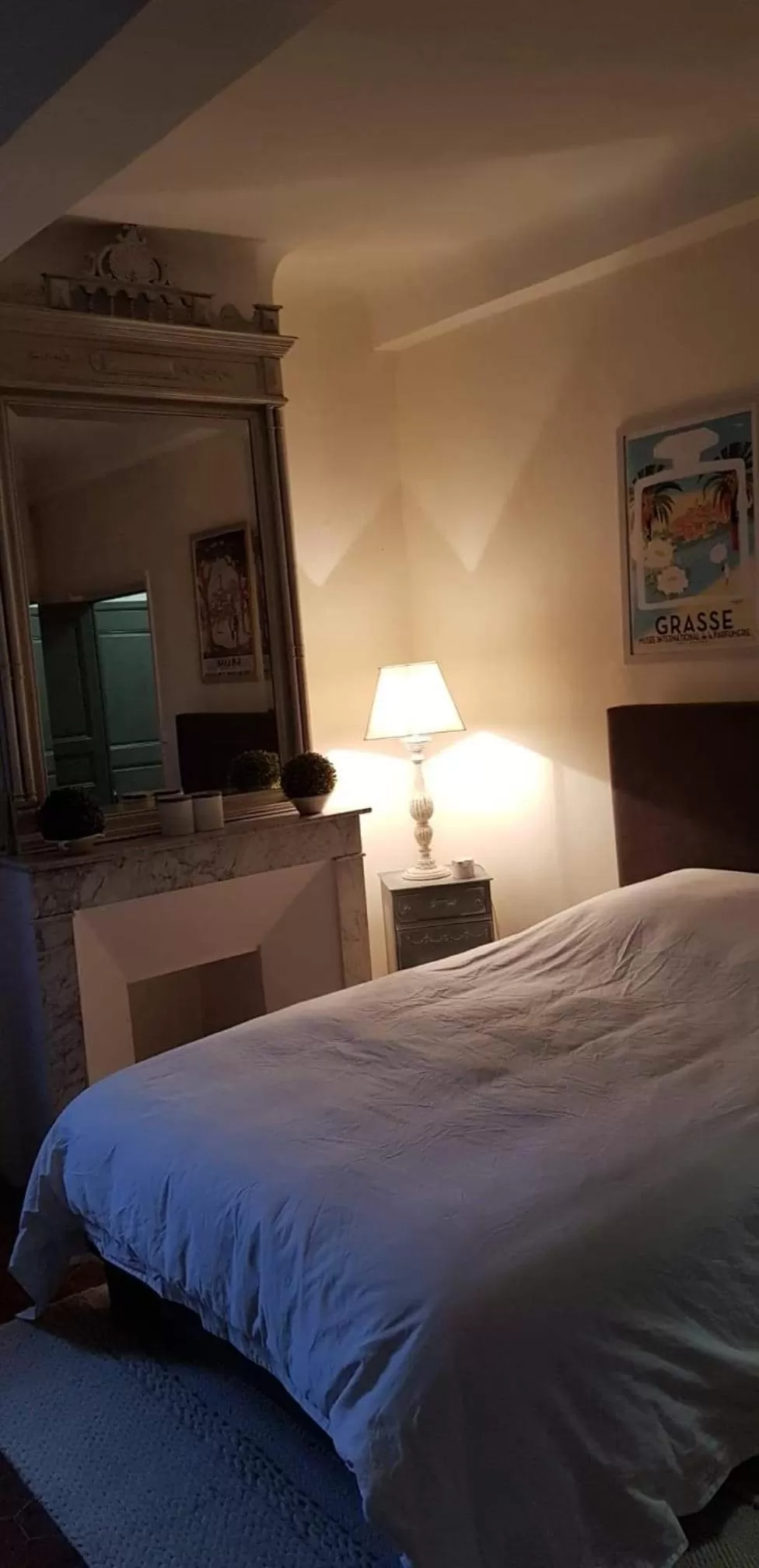 Bedroom, Bed in Le Belvédère - Chambres d'hôtes de charme et Restaurant