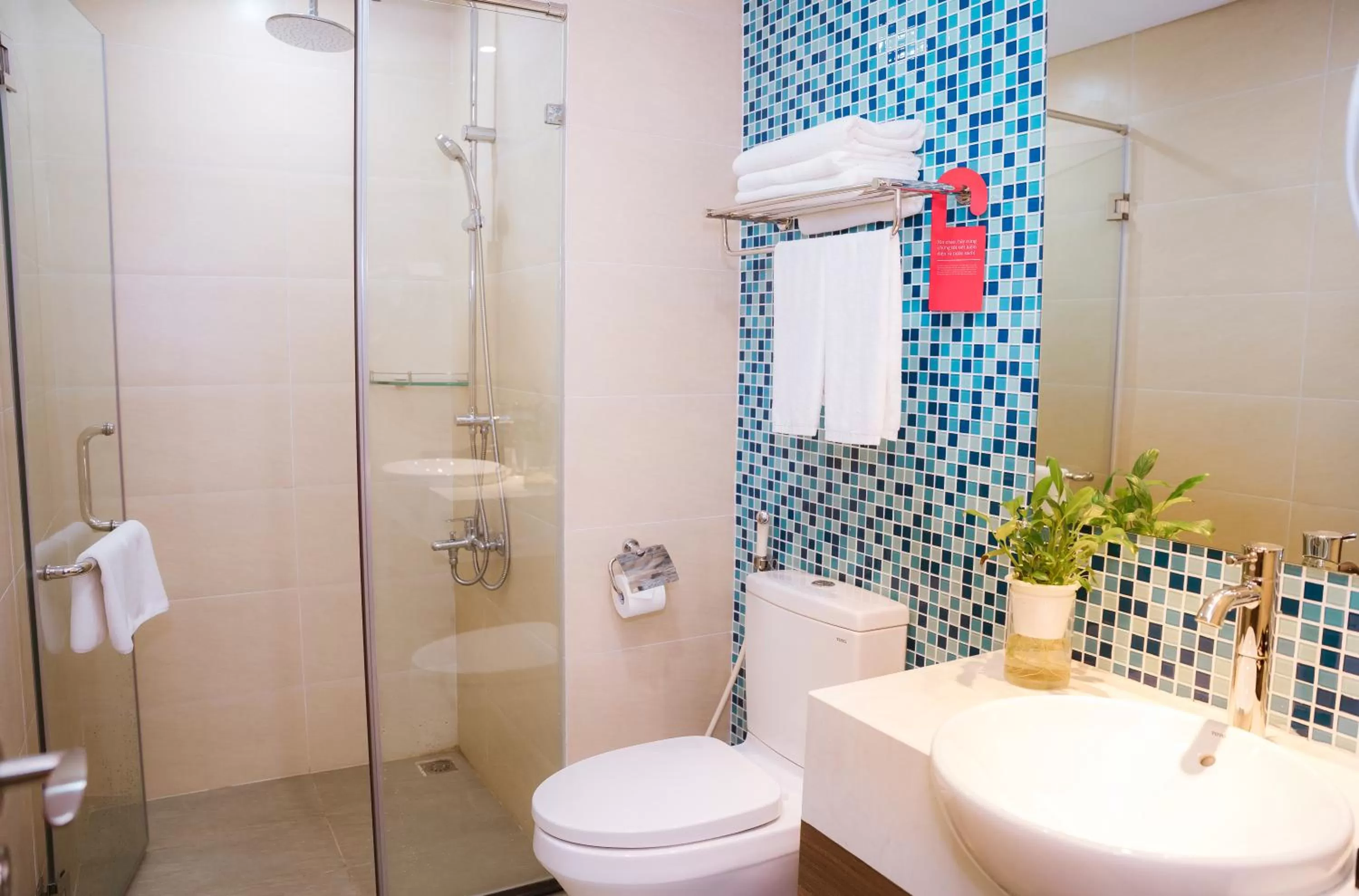 Bathroom in Ramada Hotel & Suites by Wyndham Halong Bay View