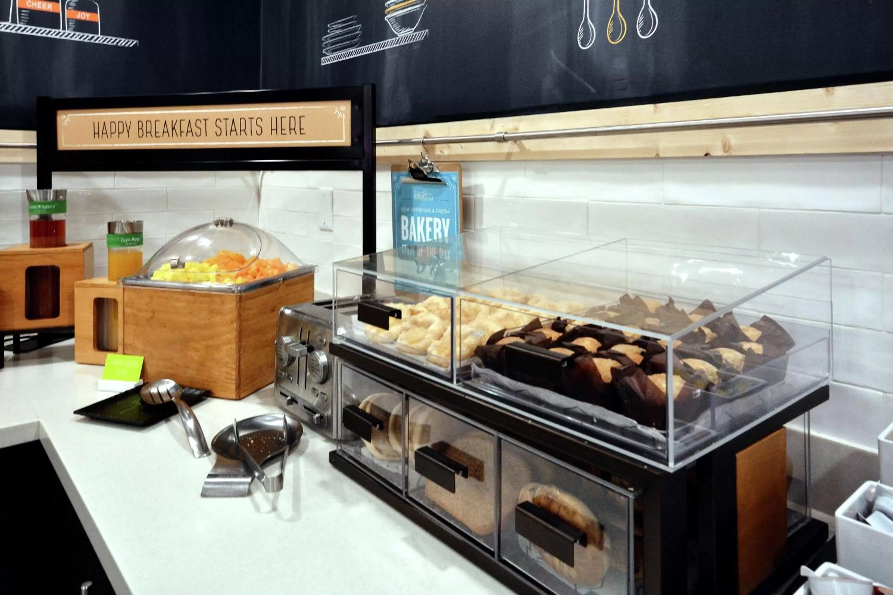 Breakfast in Hampton Inn Raleigh Capital Blvd North