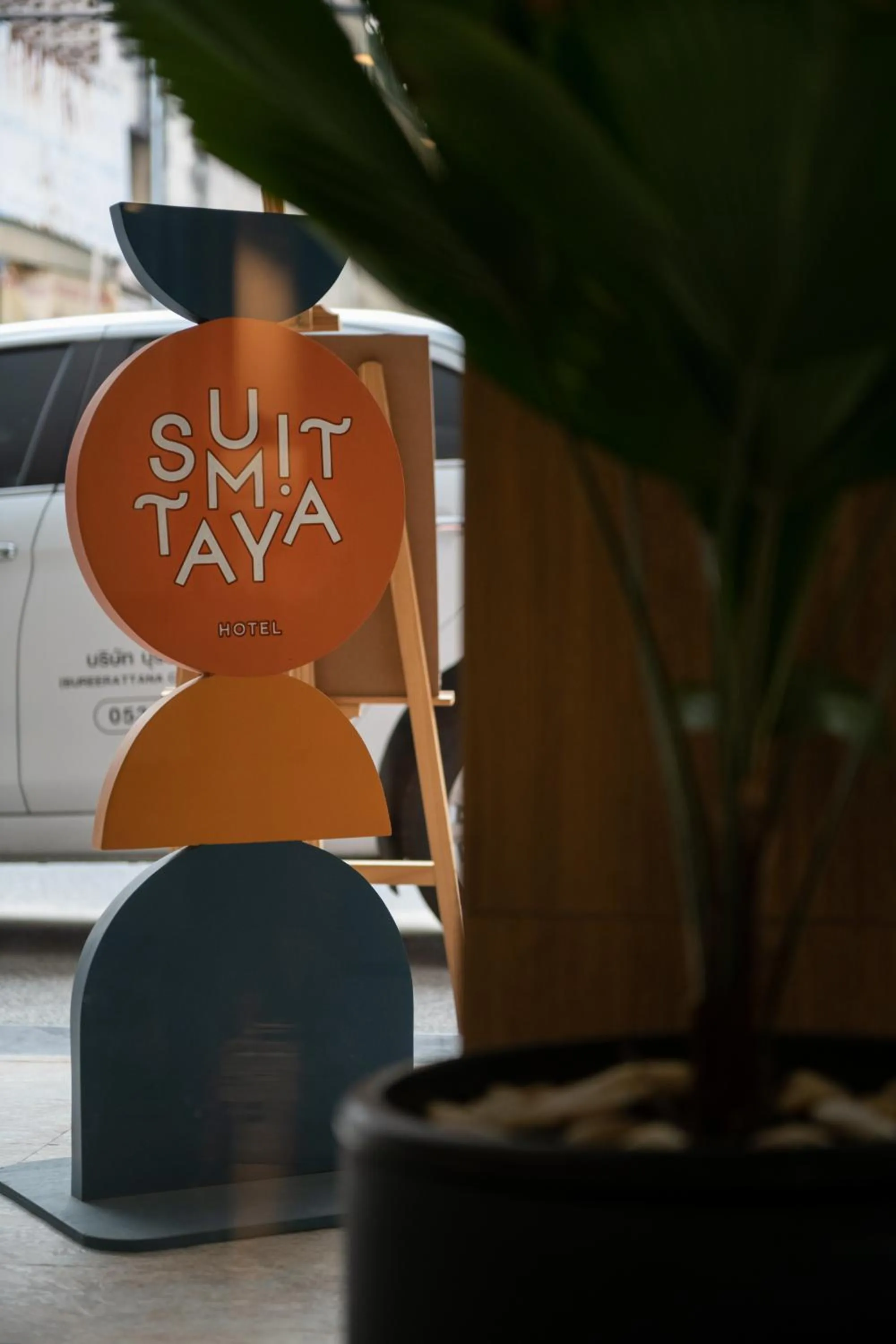 Facade/entrance in Sumittaya Chiangmai Hotel