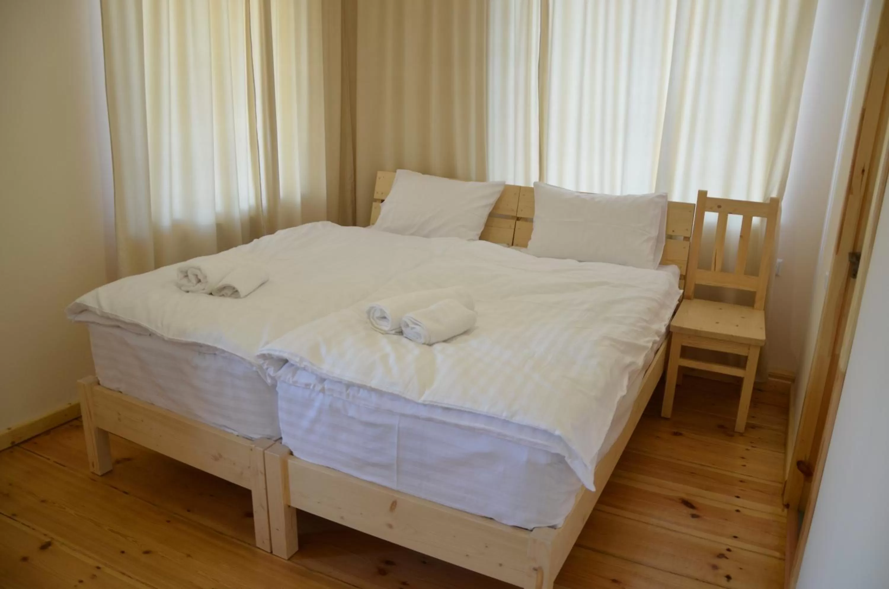 Bed in Petit Dilijan