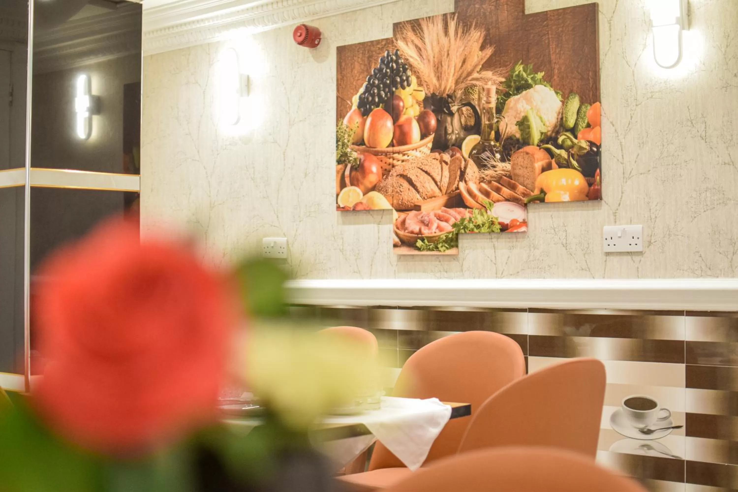 Breakfast in Pembridge Palace Hotel