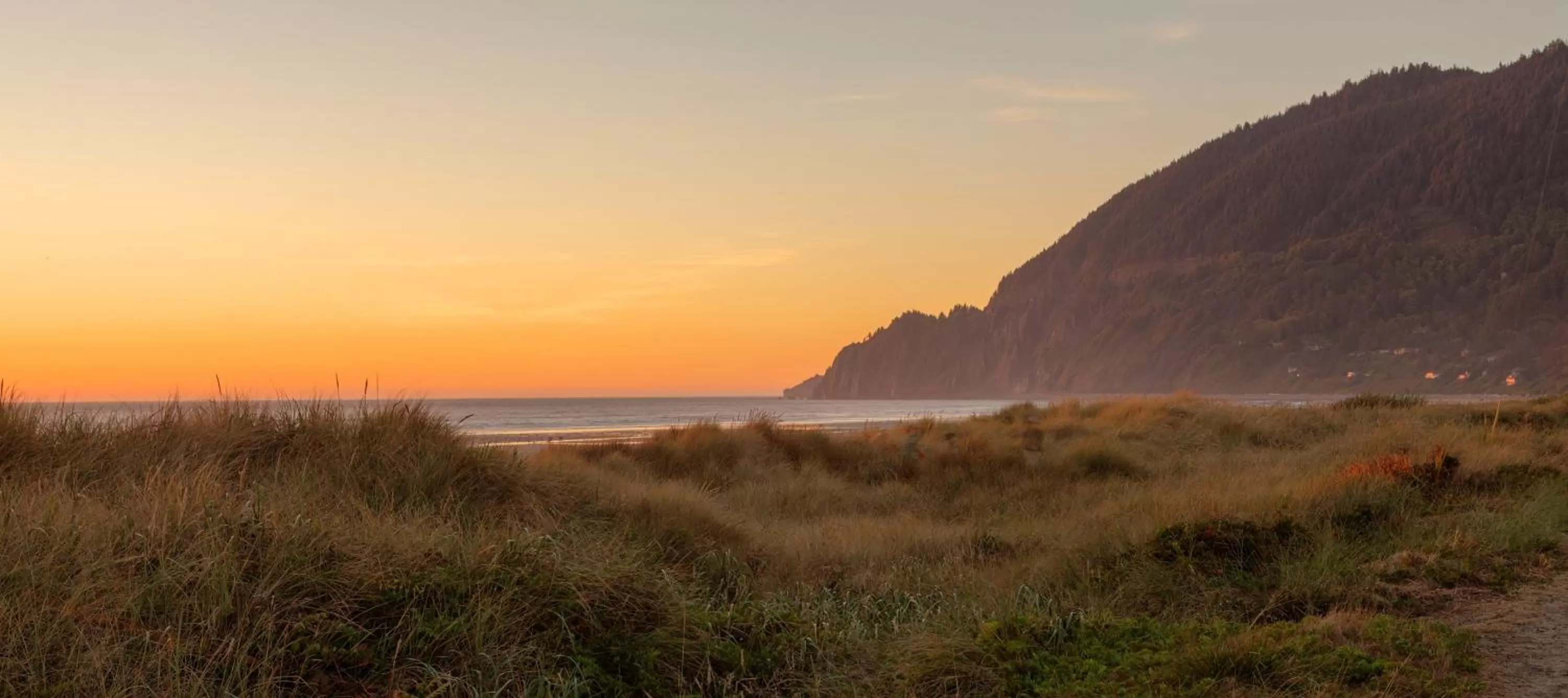 Beach in Sunset Surf Motel