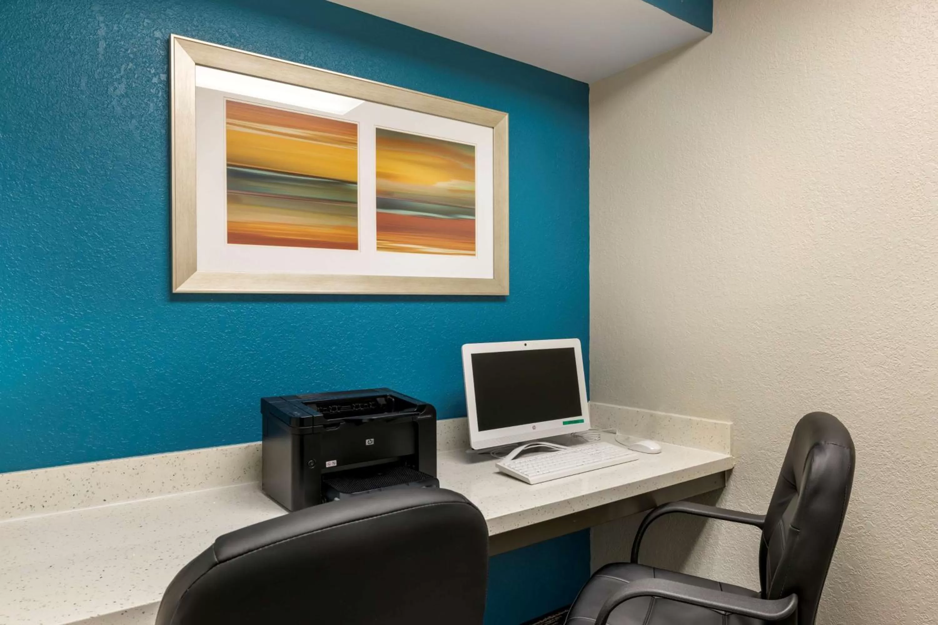 Business facilities in Best Western Watertown Inn & Suites