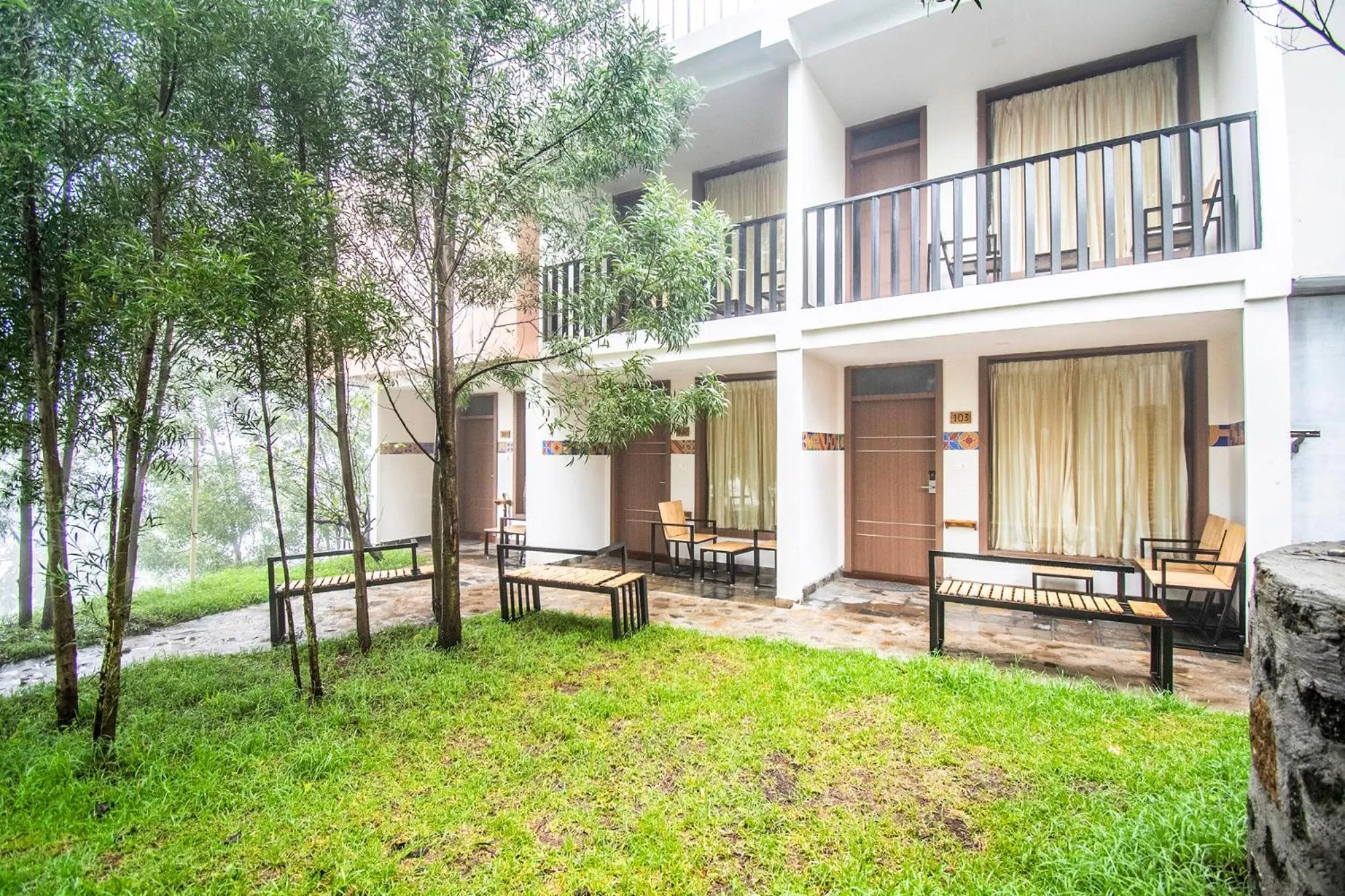 Seating area, Property Building in FabHotel Tranquil Heights Kodaikanal