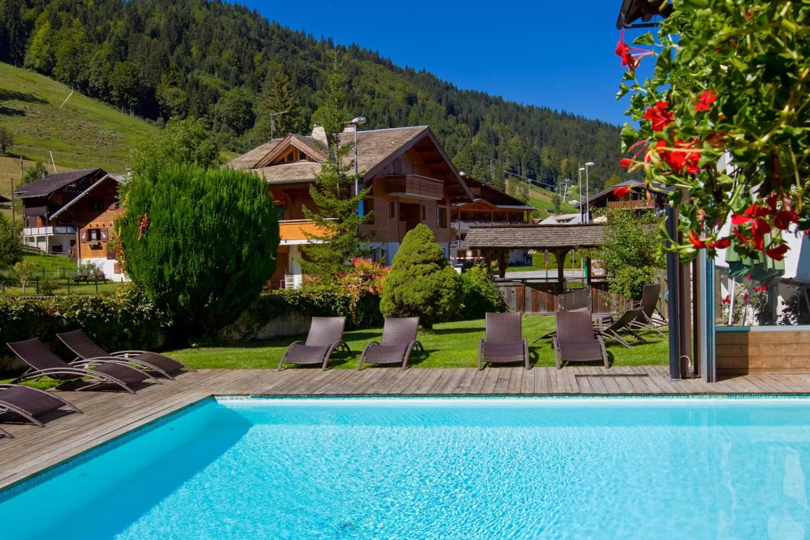 Swimming pool in Hôtel Le Sporting