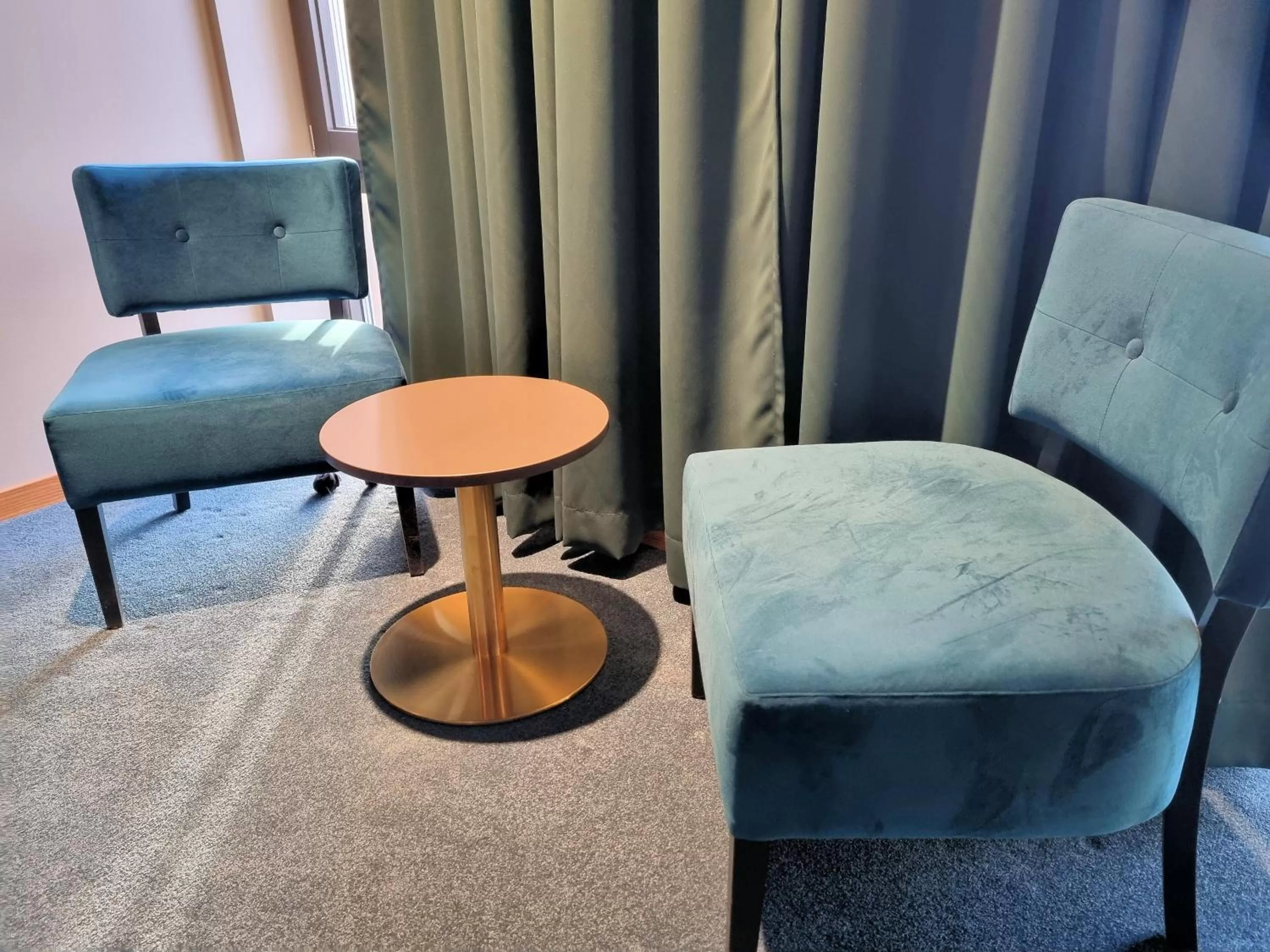 Seating area in Treetop Spa Hangout & Hotel