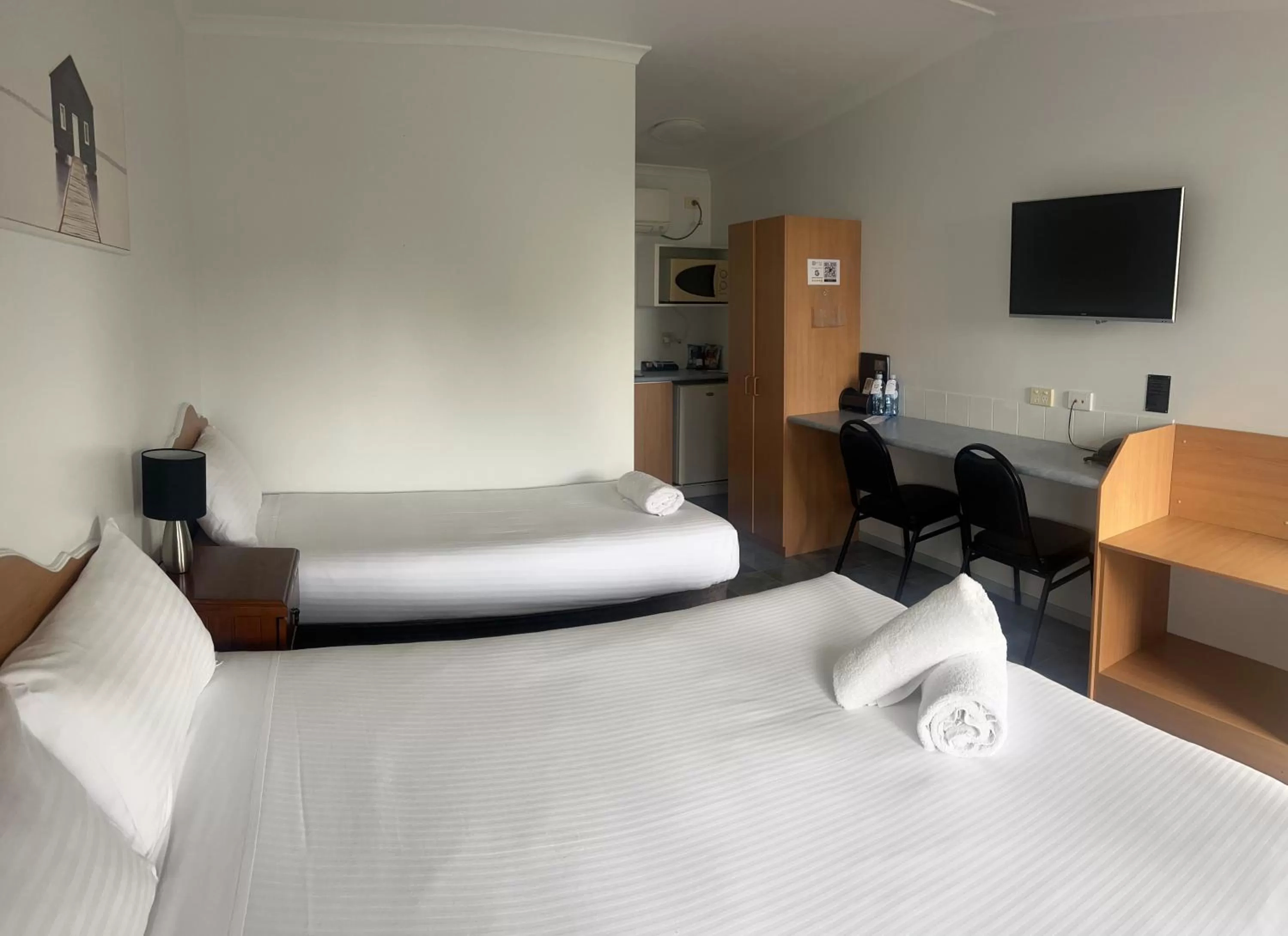 Bed in Pete's Place Roma