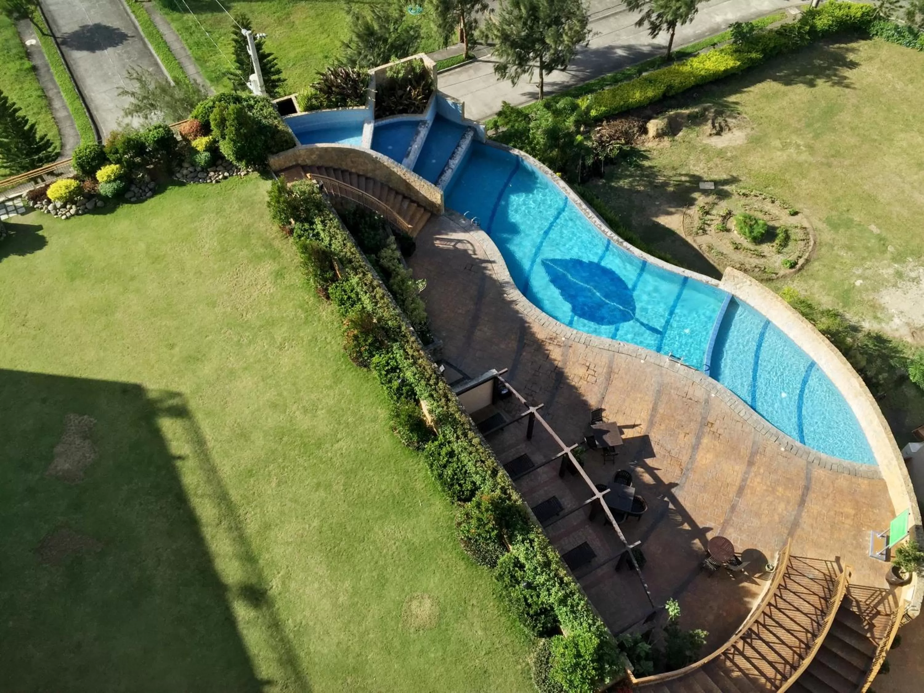 Swimming pool in Summit Ridge Tagaytay - Newly Renovated