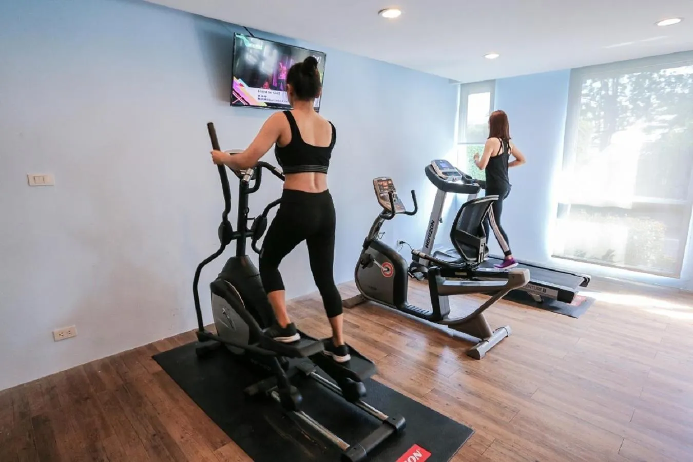 Fitness centre/facilities in Crystal Suites Suvarnbhumi Airport