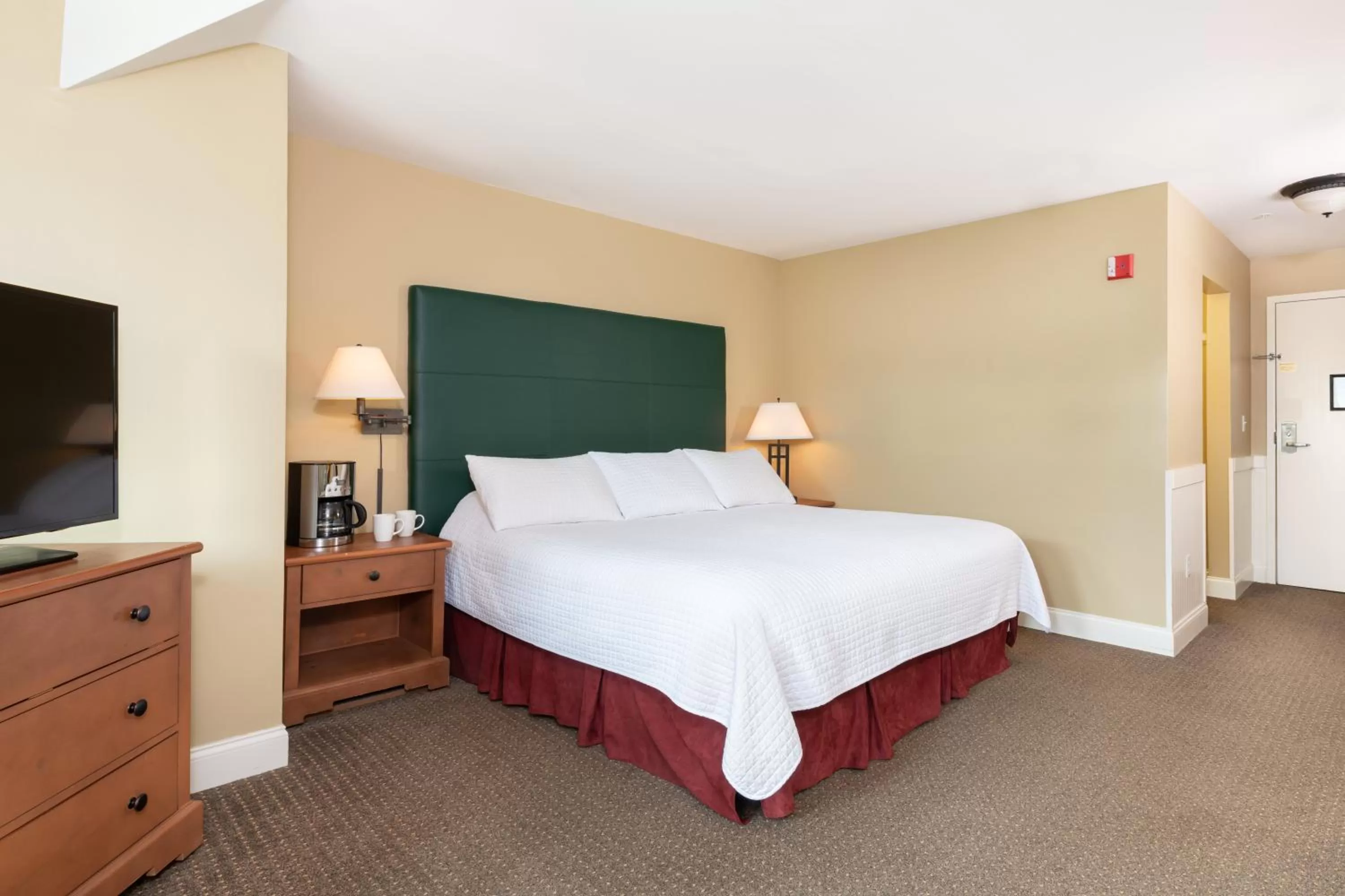 Photo of the whole room, Bed in Grand Summit Resort, A Vail Resorts Property