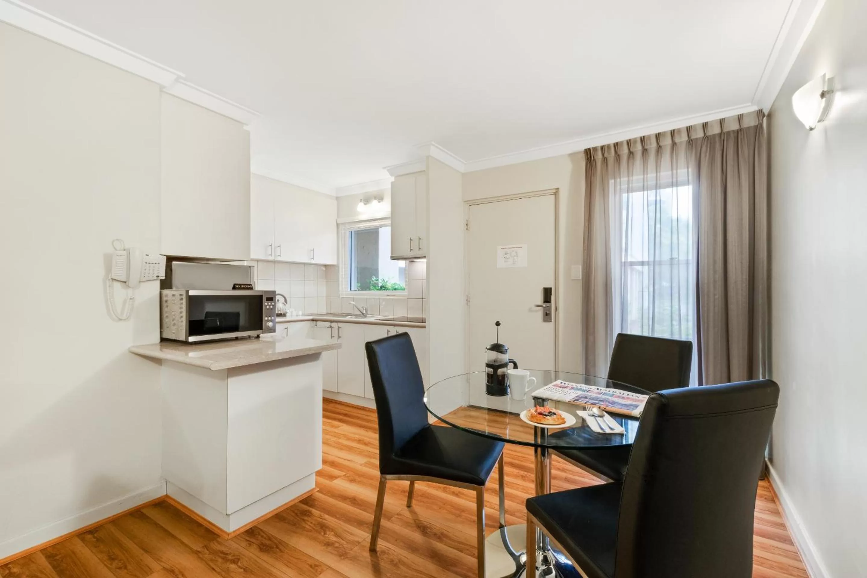 Kitchen or kitchenette in The Peninsula Riverside Serviced Apartments