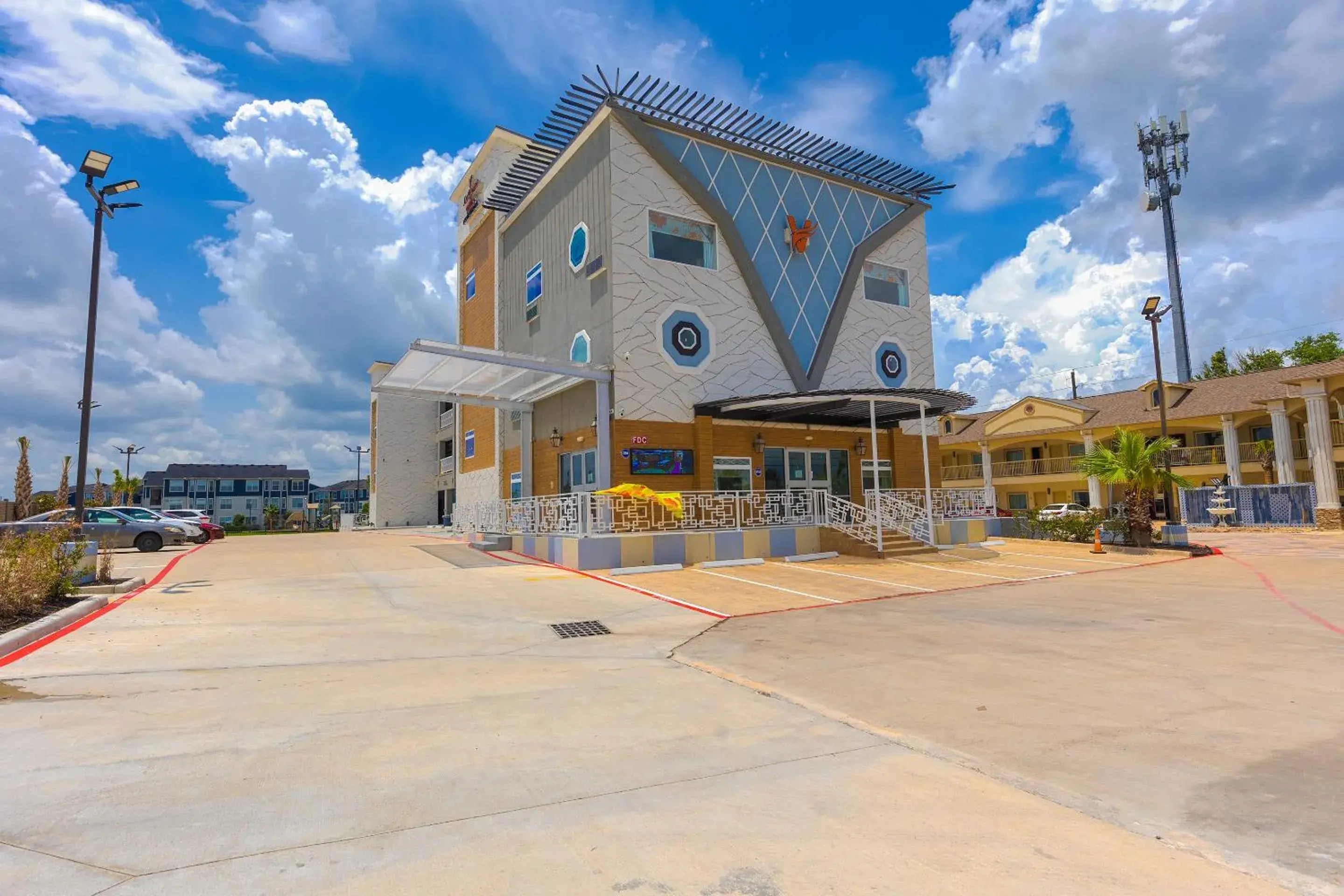 La Vyoma Villas, Westpark Hwy 6 La Vyoma Villas, Westpark Hwy 6