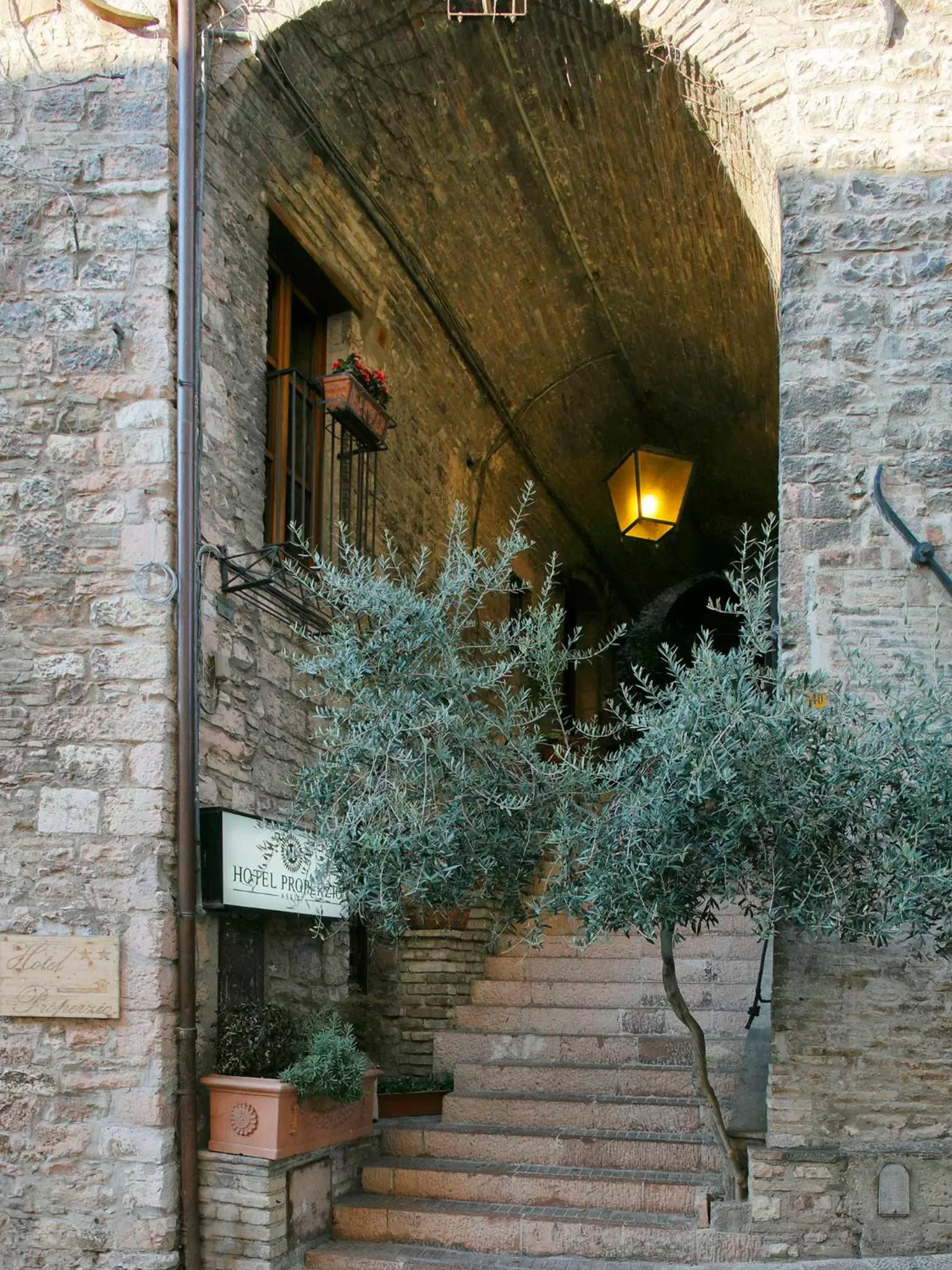 Property building in Hotel Properzio