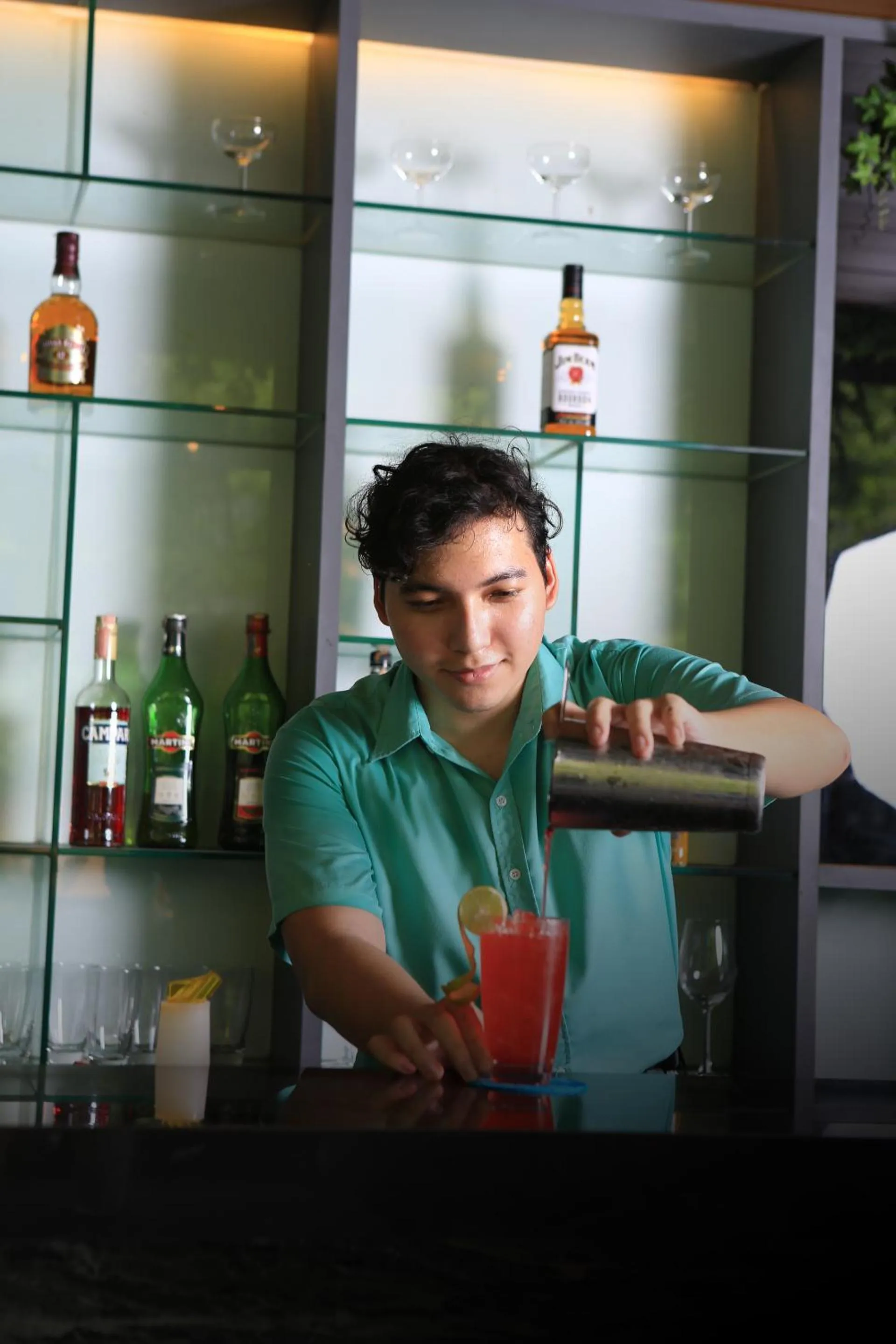 Lounge or bar in The Silver Palm Wellness Resort