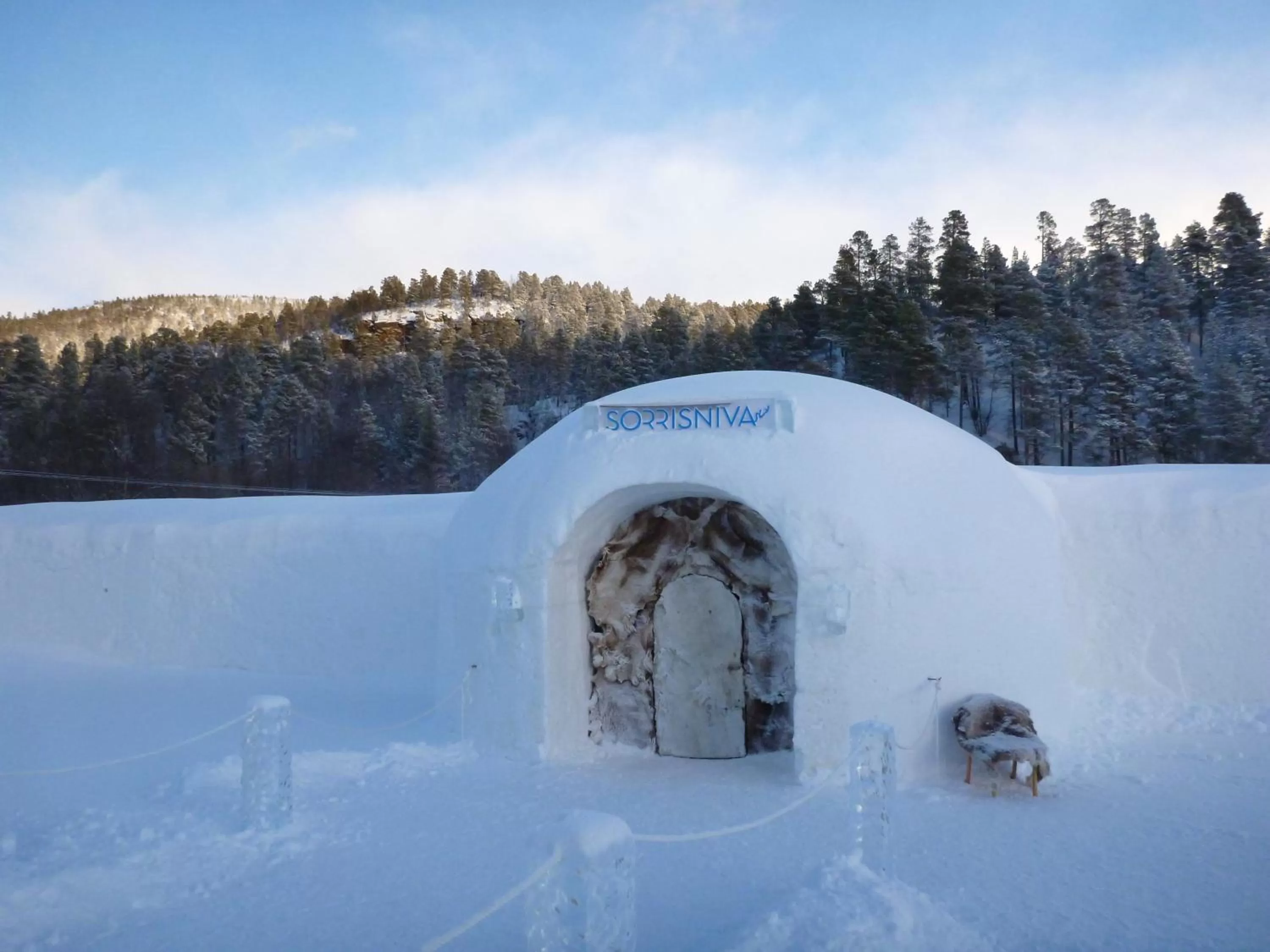 Facade/entrance in Sorrisniva Igloo Hotel