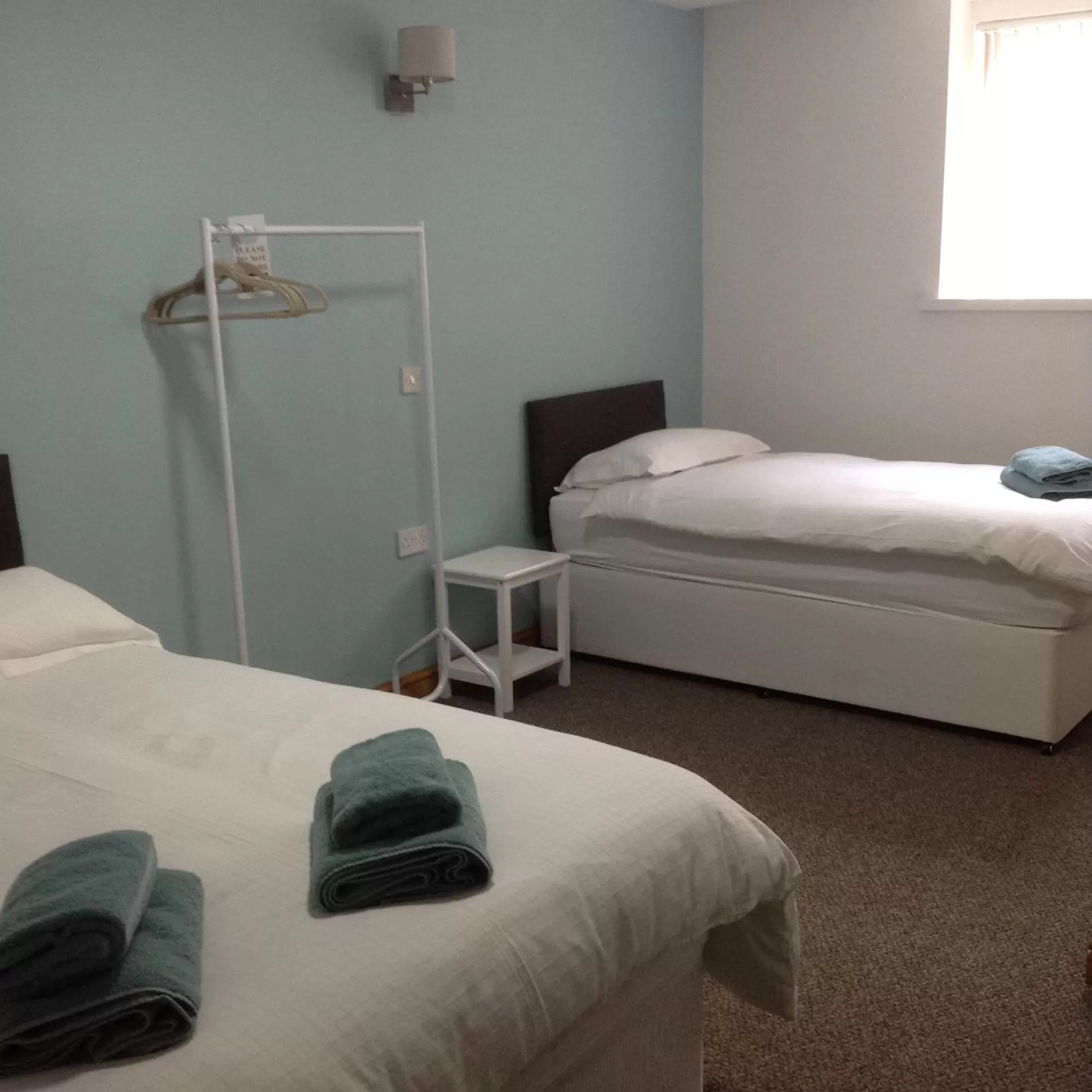 Bed in The Bear On The Square