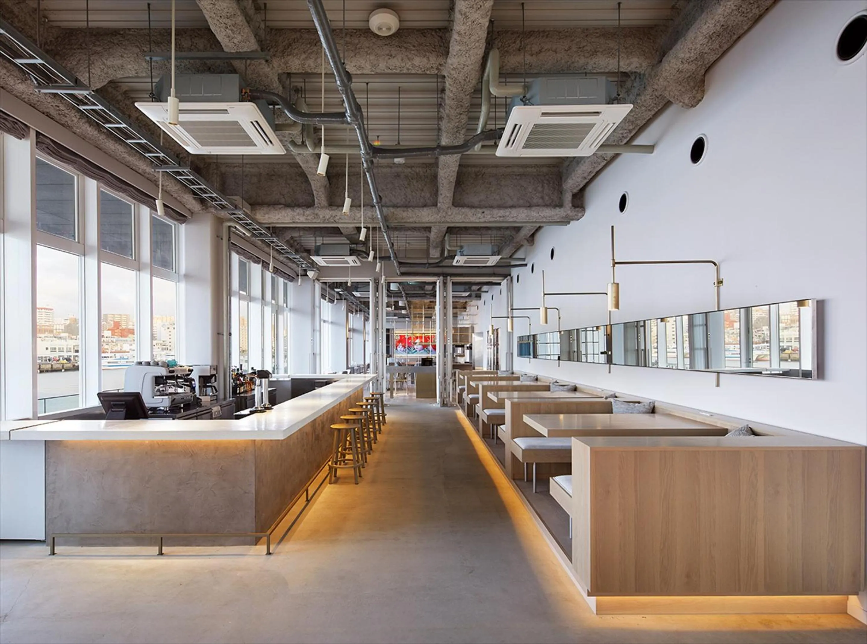 Restaurant/places to eat in HOTEL ANTEROOM NAHA