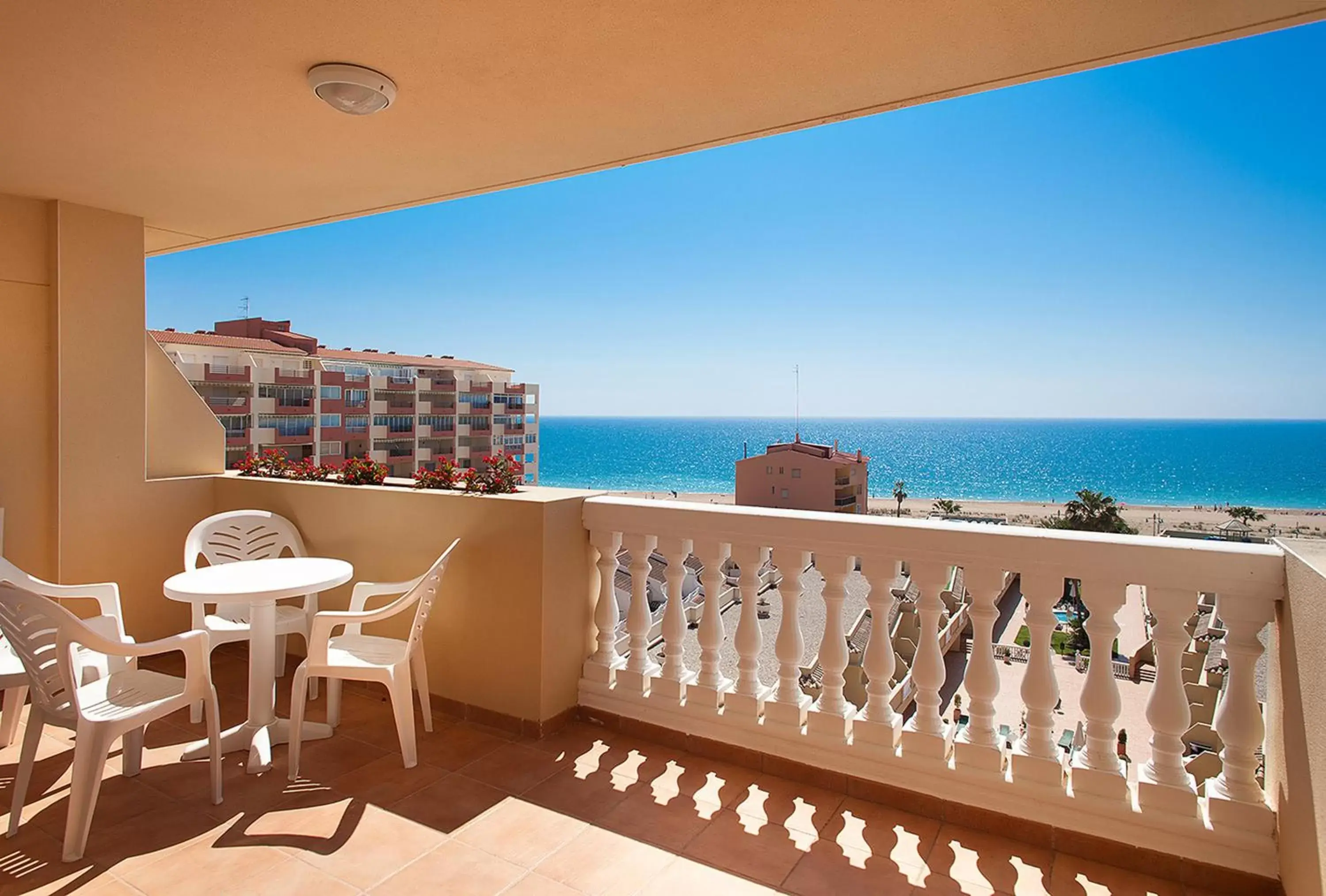 Loft with Sea View and Terrace (3 Adults) in Hotel RH Casablanca Suites Loft with Sea View and Terrace (3 Adults) in Hotel RH Casablanca Suites