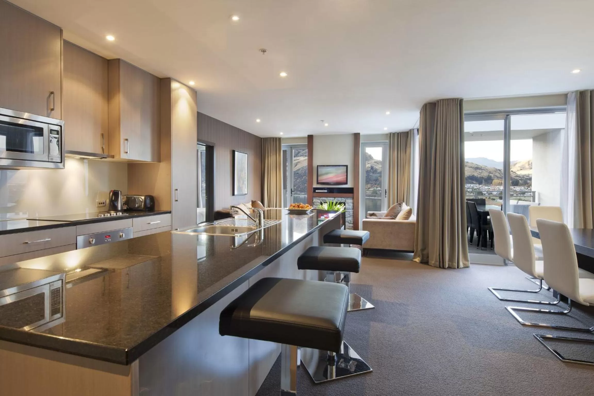 Kitchen or kitchenette in Queenstown Village Apartments