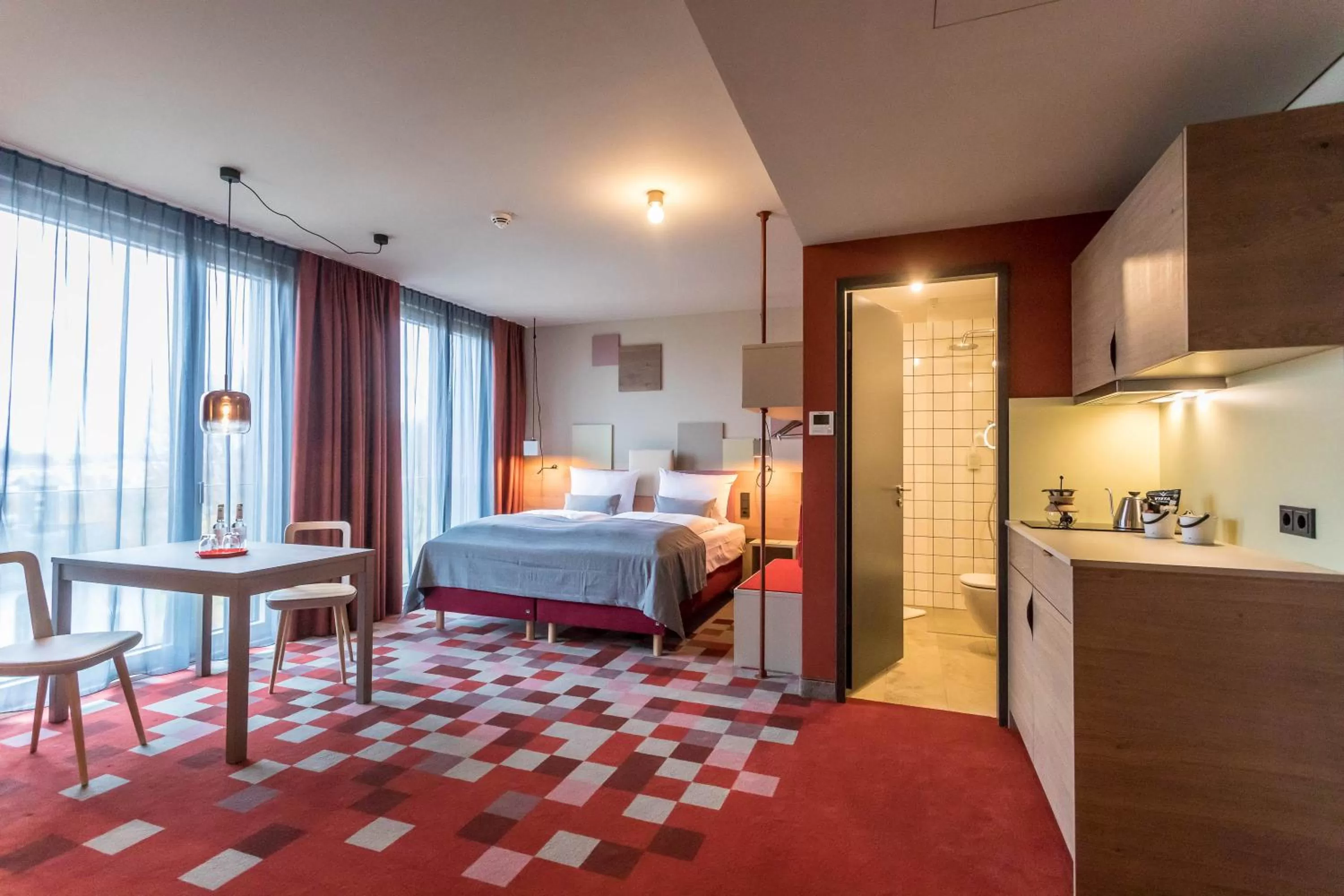 Bathroom, Bed in Hotel einsmehr