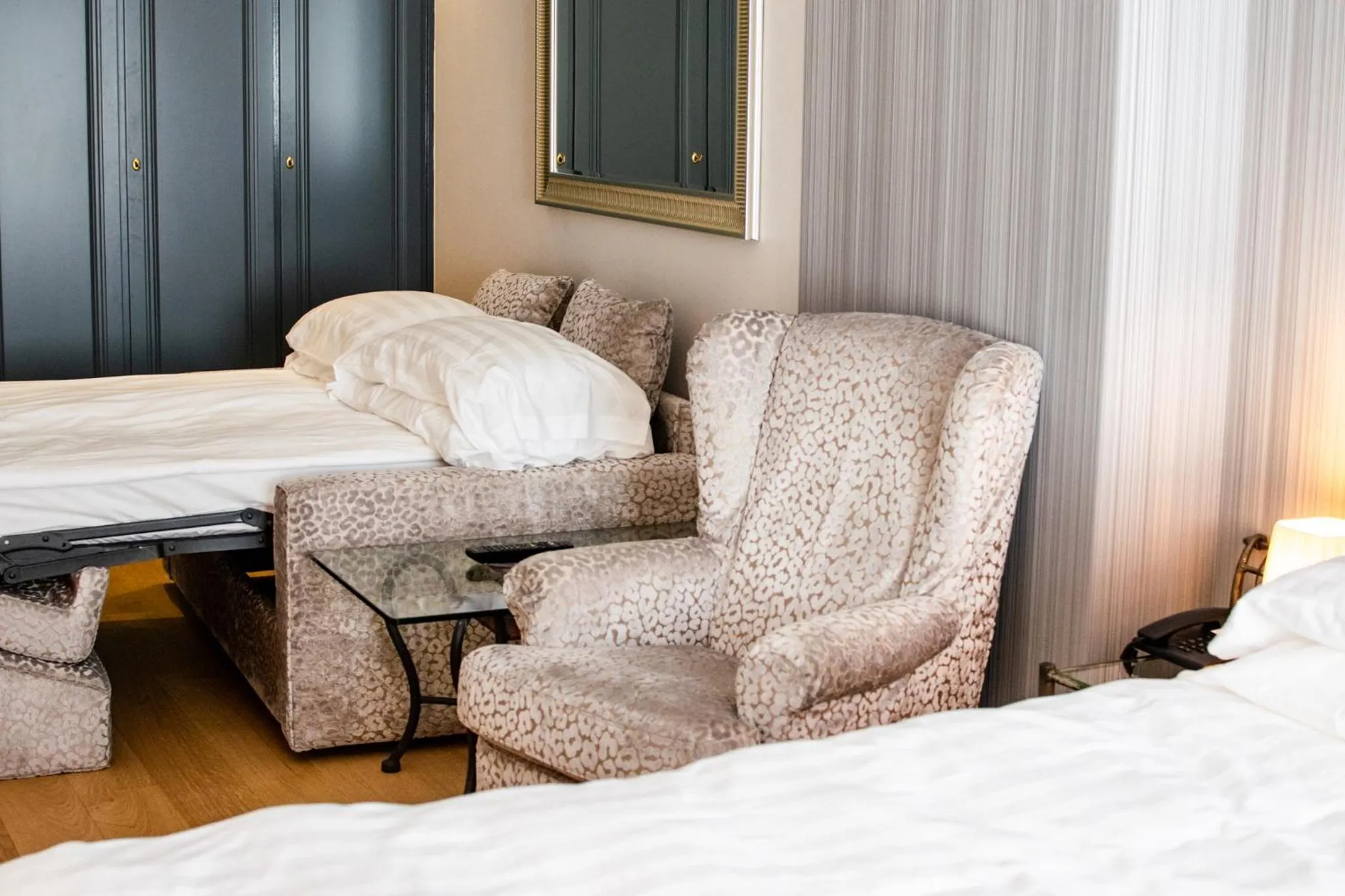 Bed in Hotel Du Lac & SPA