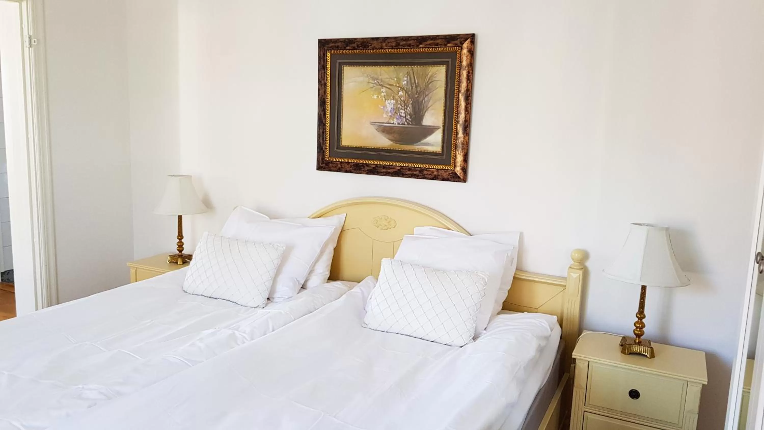 Bed in Hotell Grönfeltsgården