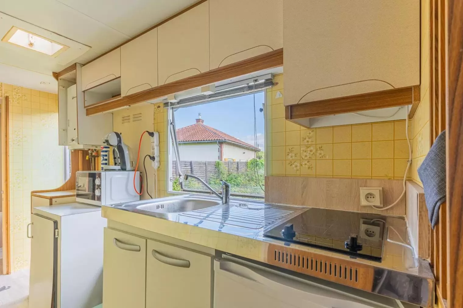 Kitchen or kitchenette, Kitchen/Kitchenette in Chez Lionel & Mathéis , joignable au zéro6trente53cinquante60