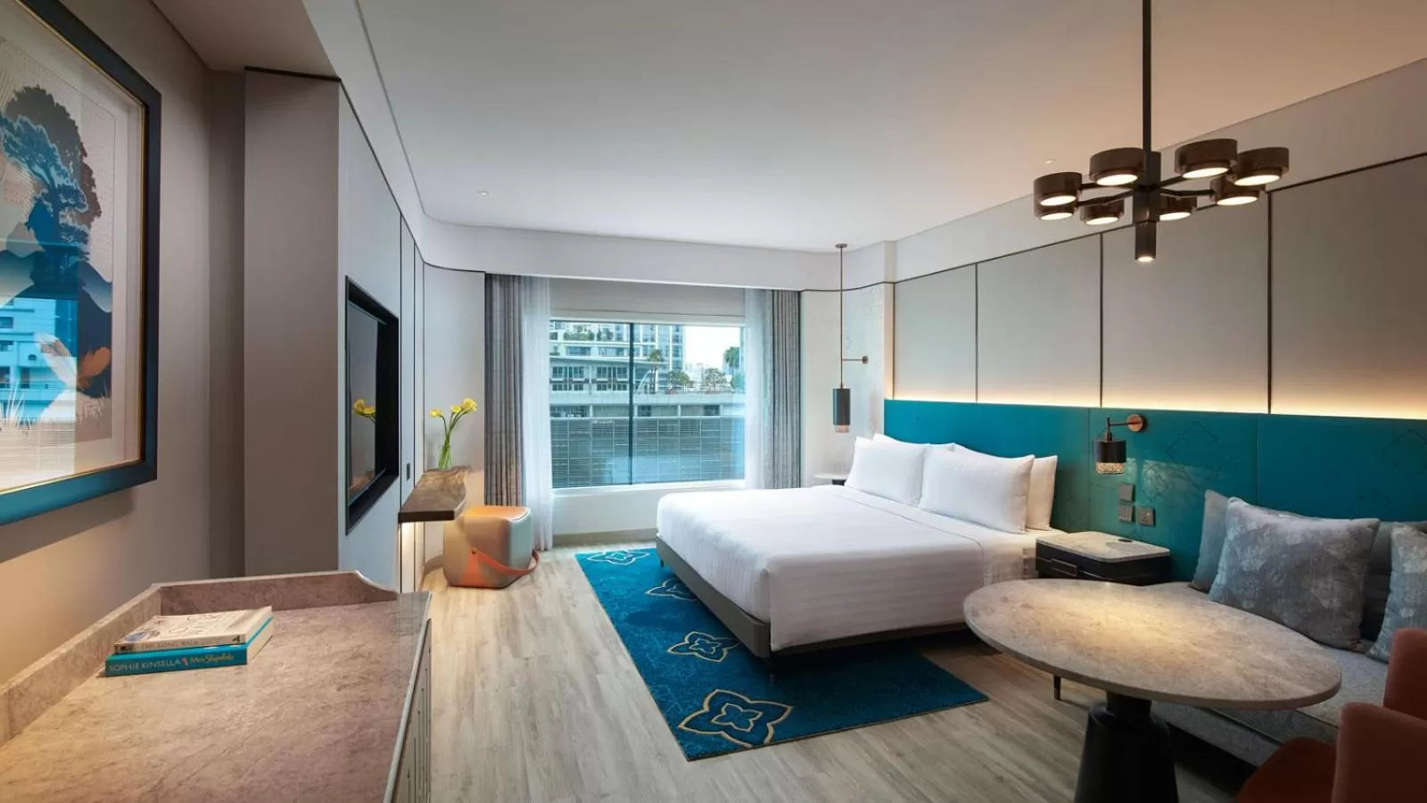 Seating area, Bed in Amari Bangkok