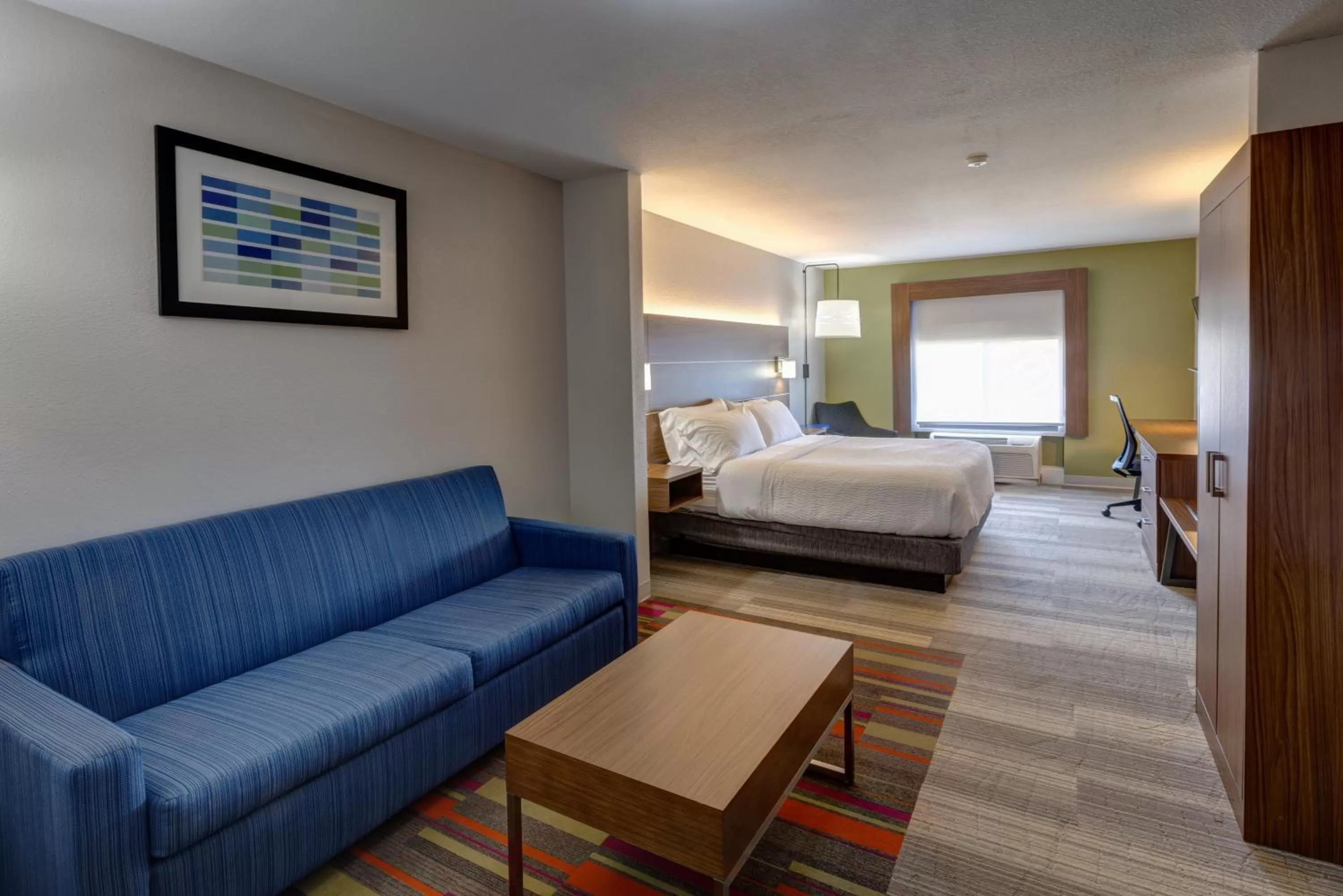 Bedroom, Bed in Holiday Inn Express & Suites Shelbyville Indianapolis by IHG