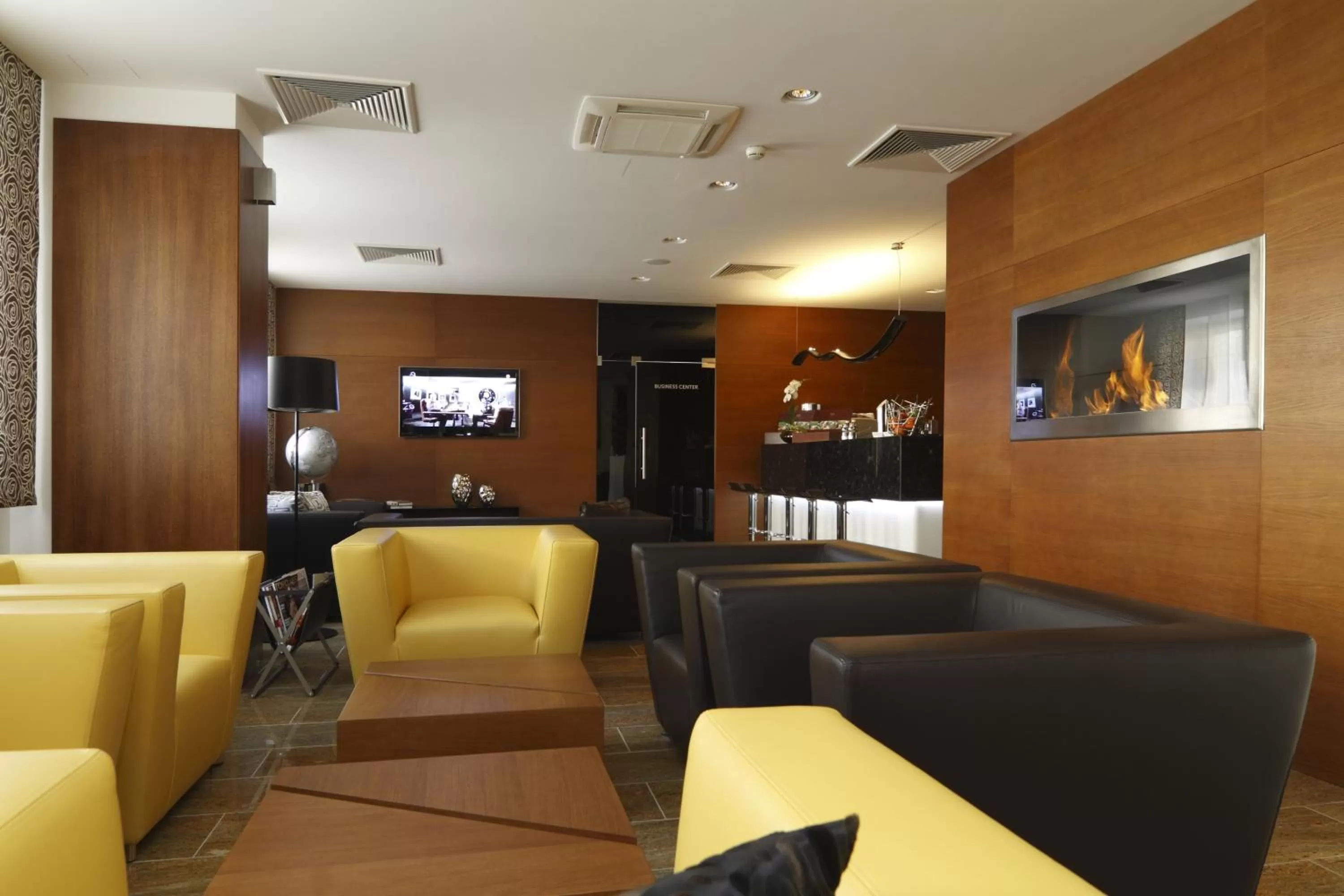 Lounge or bar in Mikado Hotel
