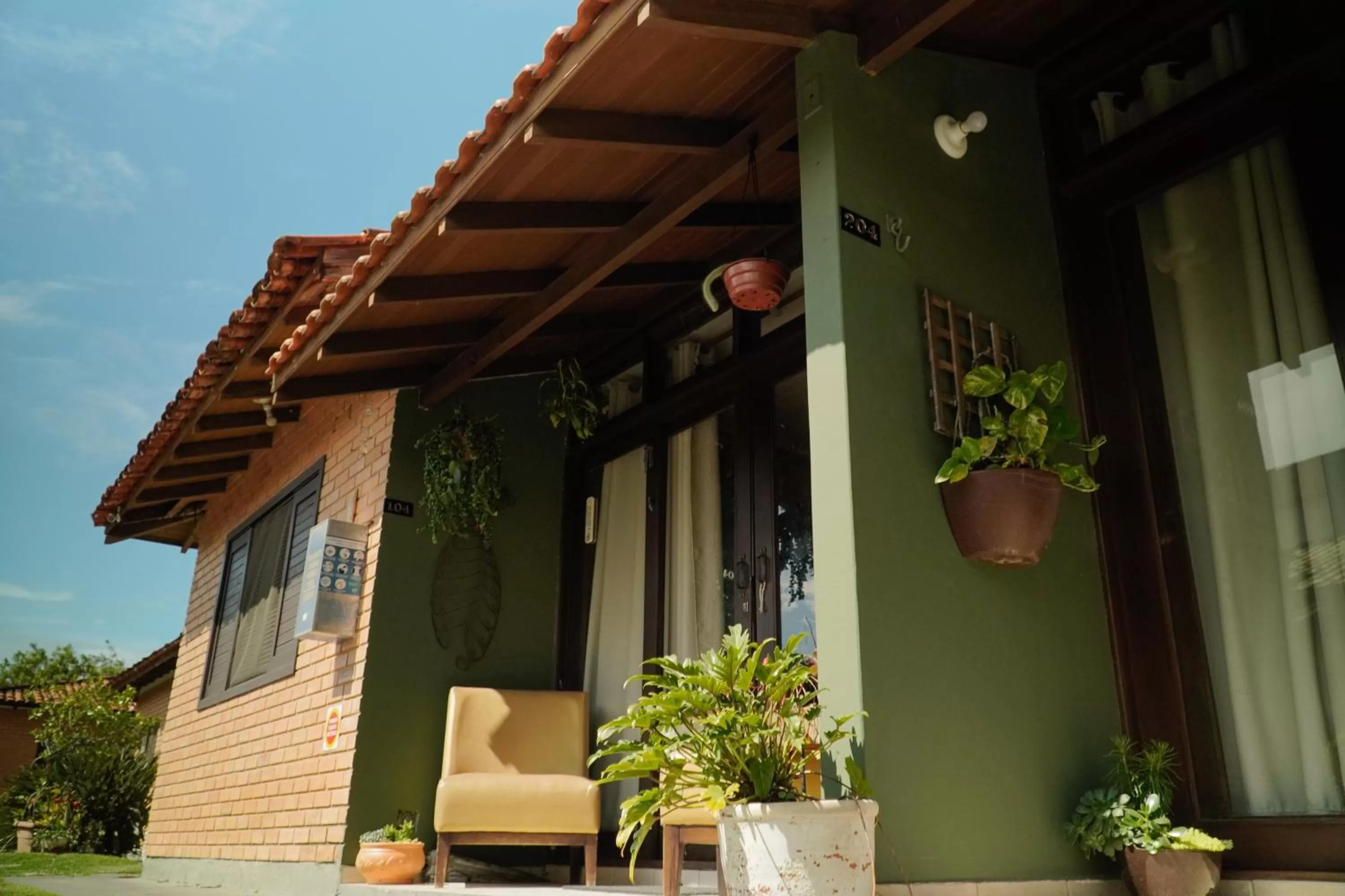 Patio, Property Building in Pousada Dunasol Floripa