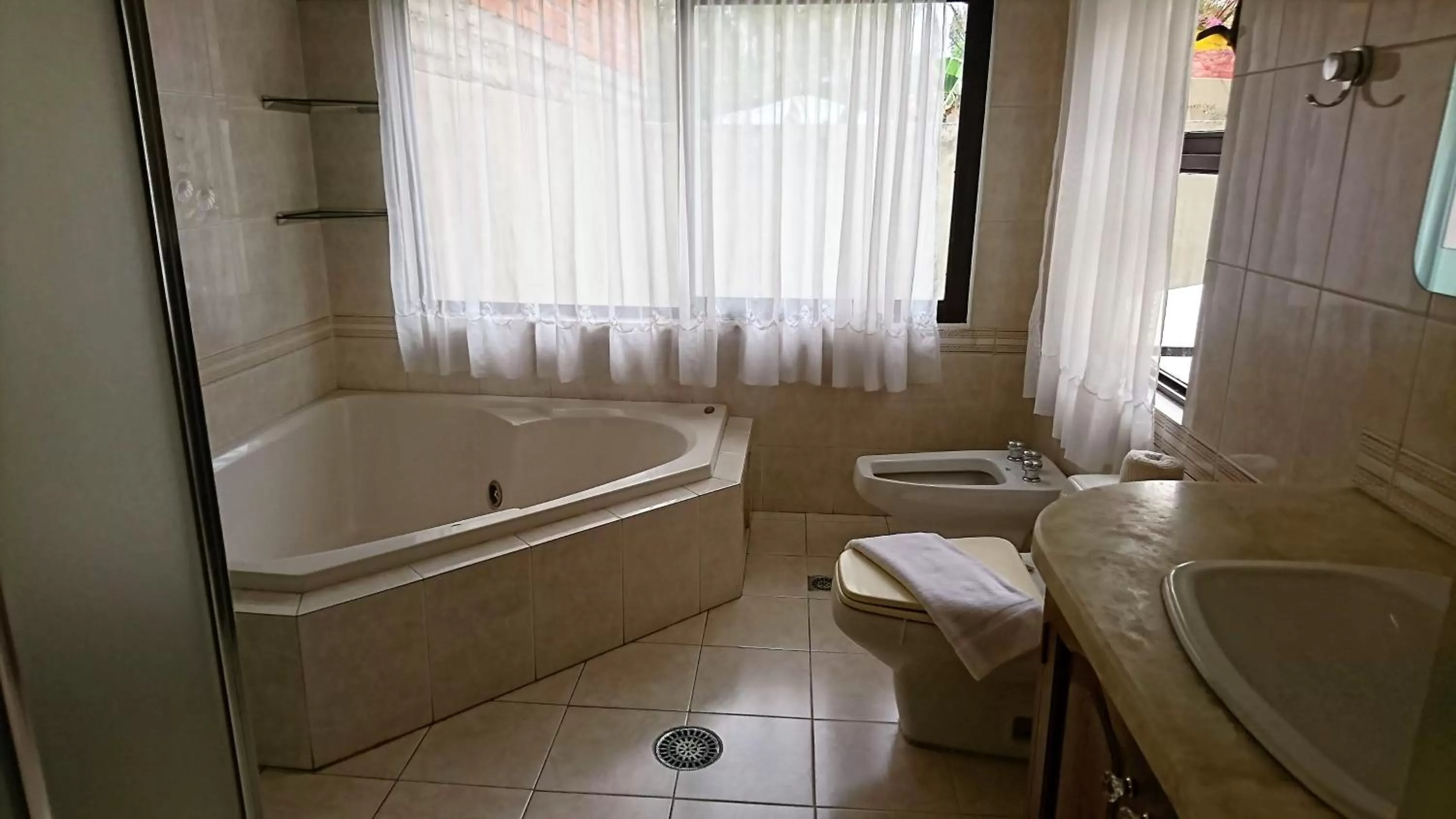 Hot Tub in Hotel Los Ceibos