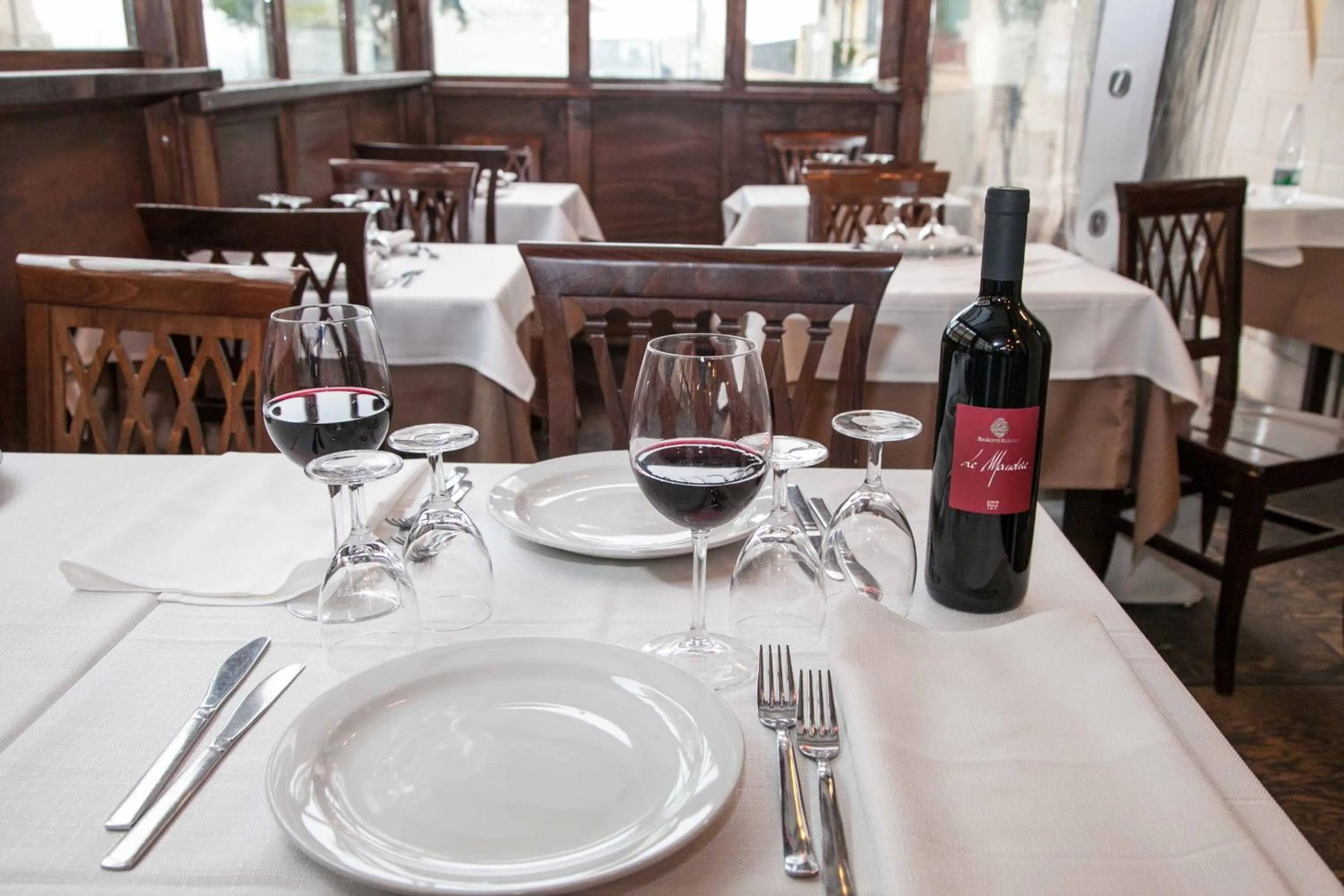 Restaurant/places to eat in Albergo Perseo