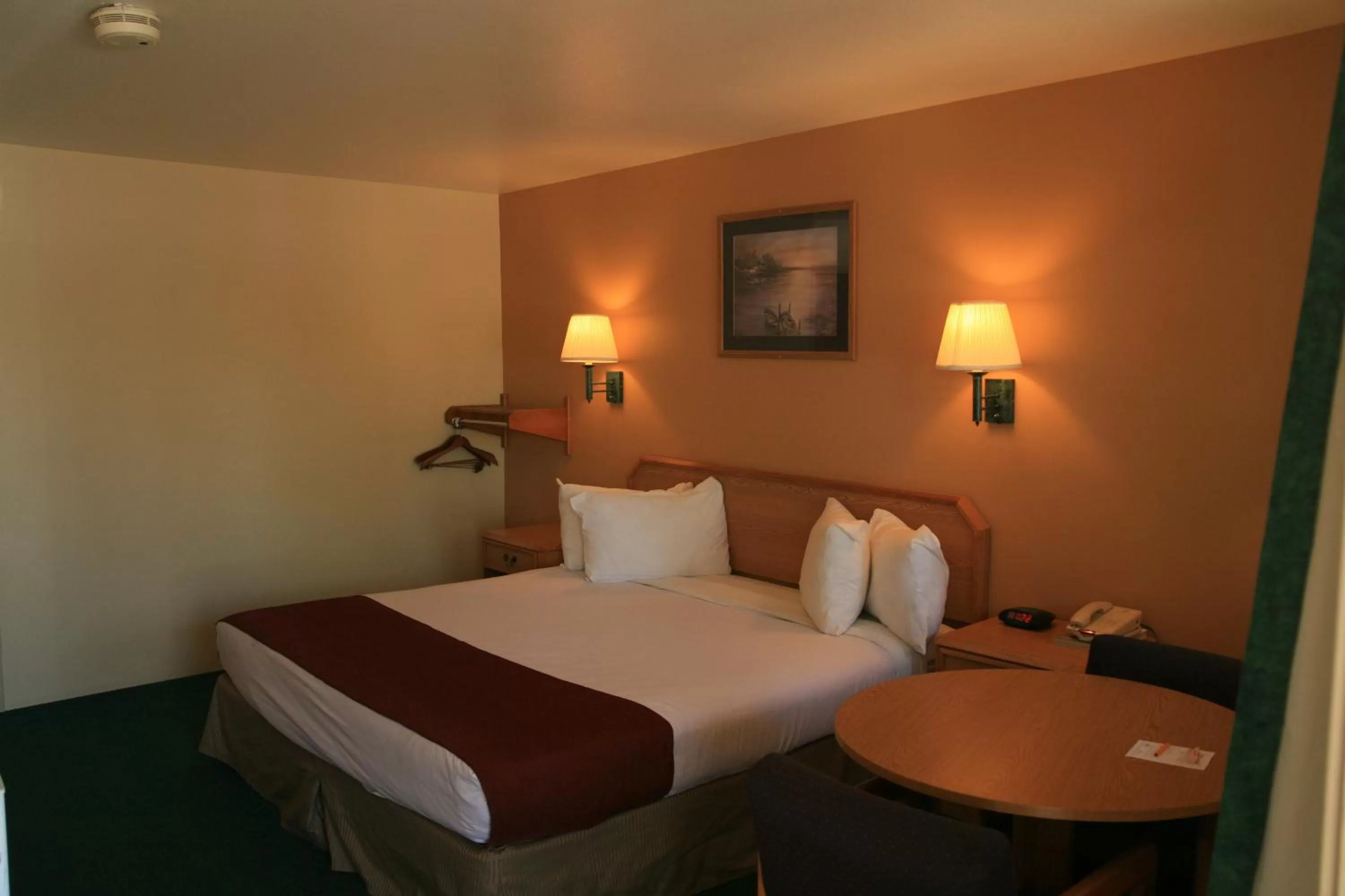 Other, Bed in Black Canyon Motel