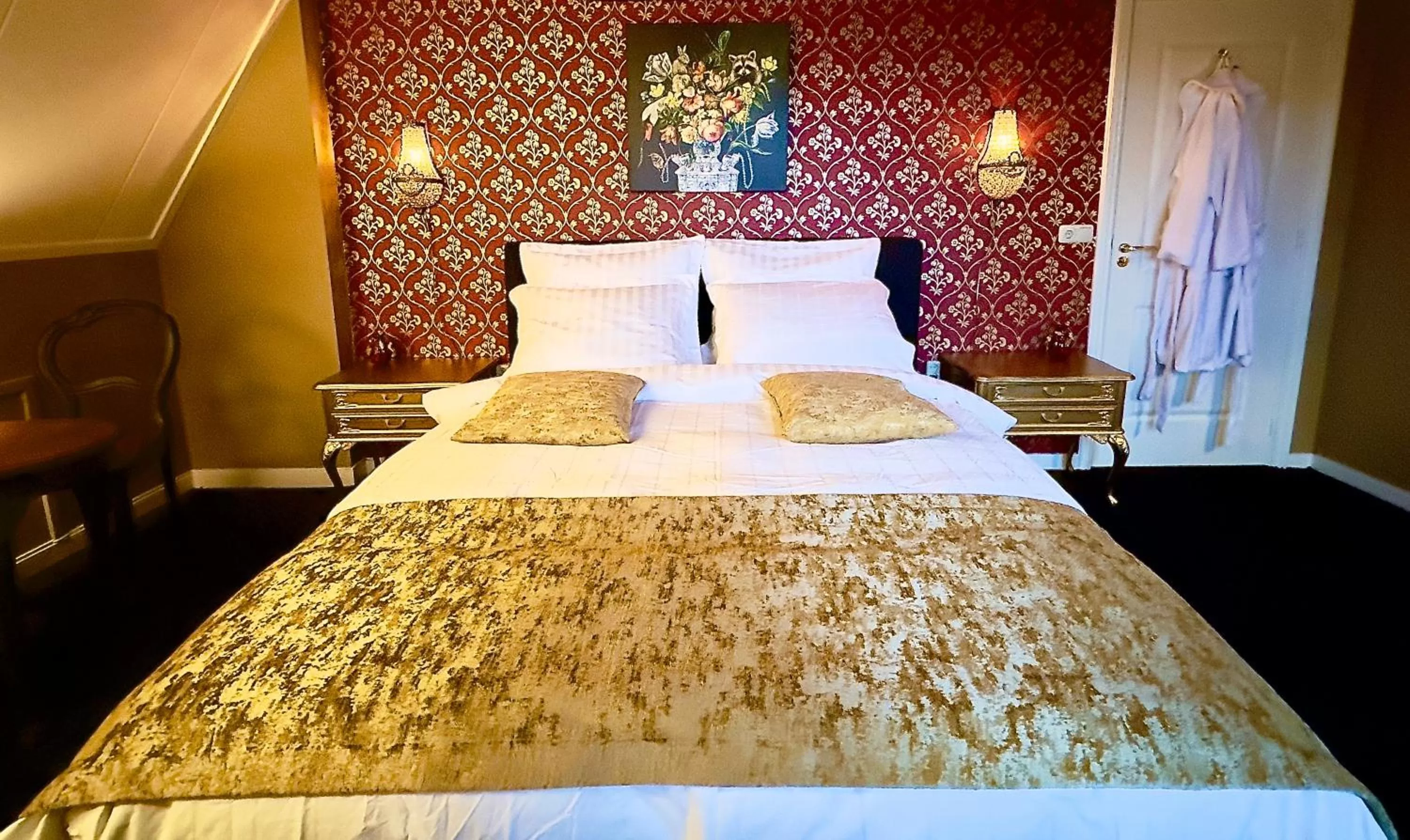 Bed in Villa Steenwyck Giethoorn