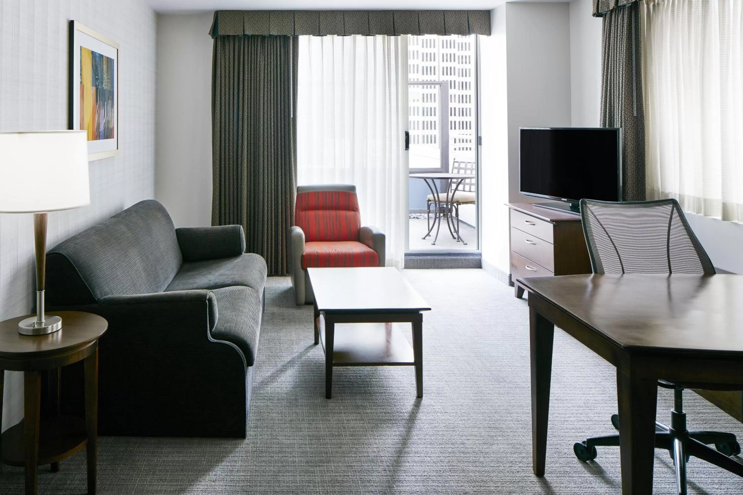 TV and multimedia in Club Quarters Hotel Embarcadero, San Francisco