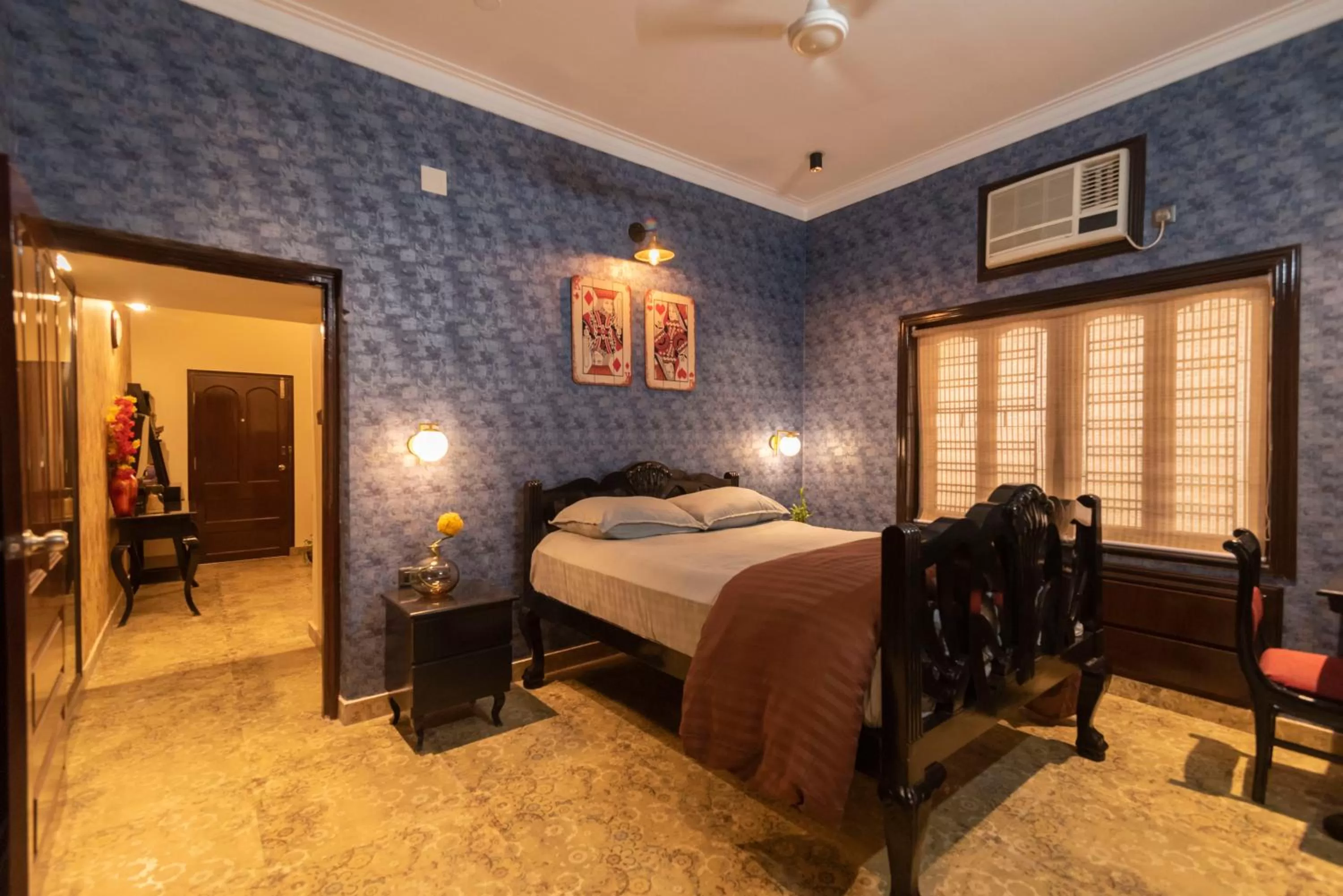 Bedroom, Bed in J's Nest