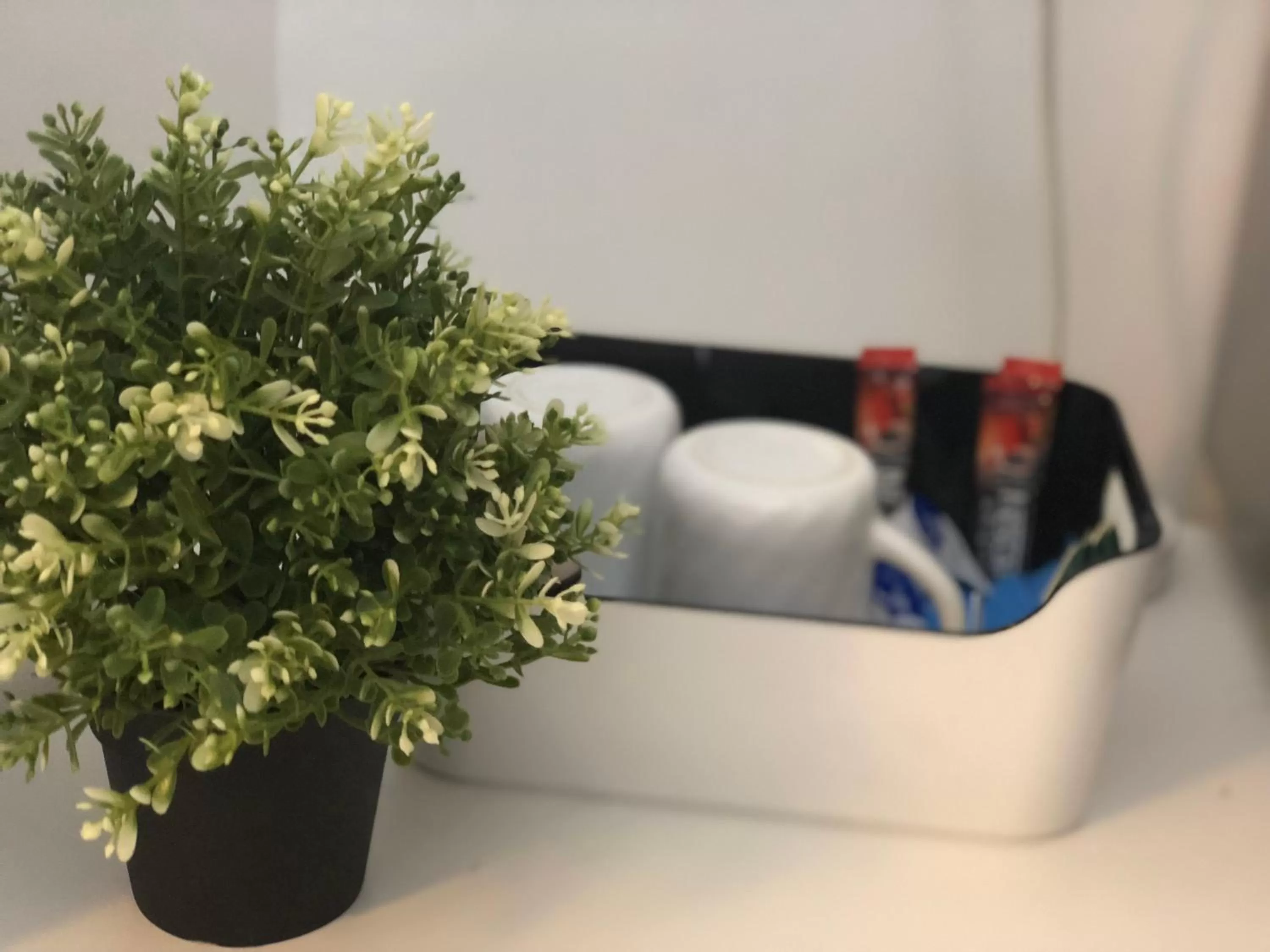 Coffee/tea facilities in Bell Gate House