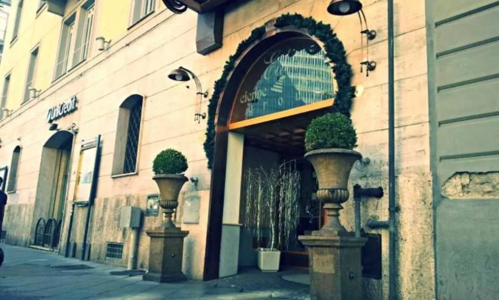 Facade/entrance in Hotel Eden