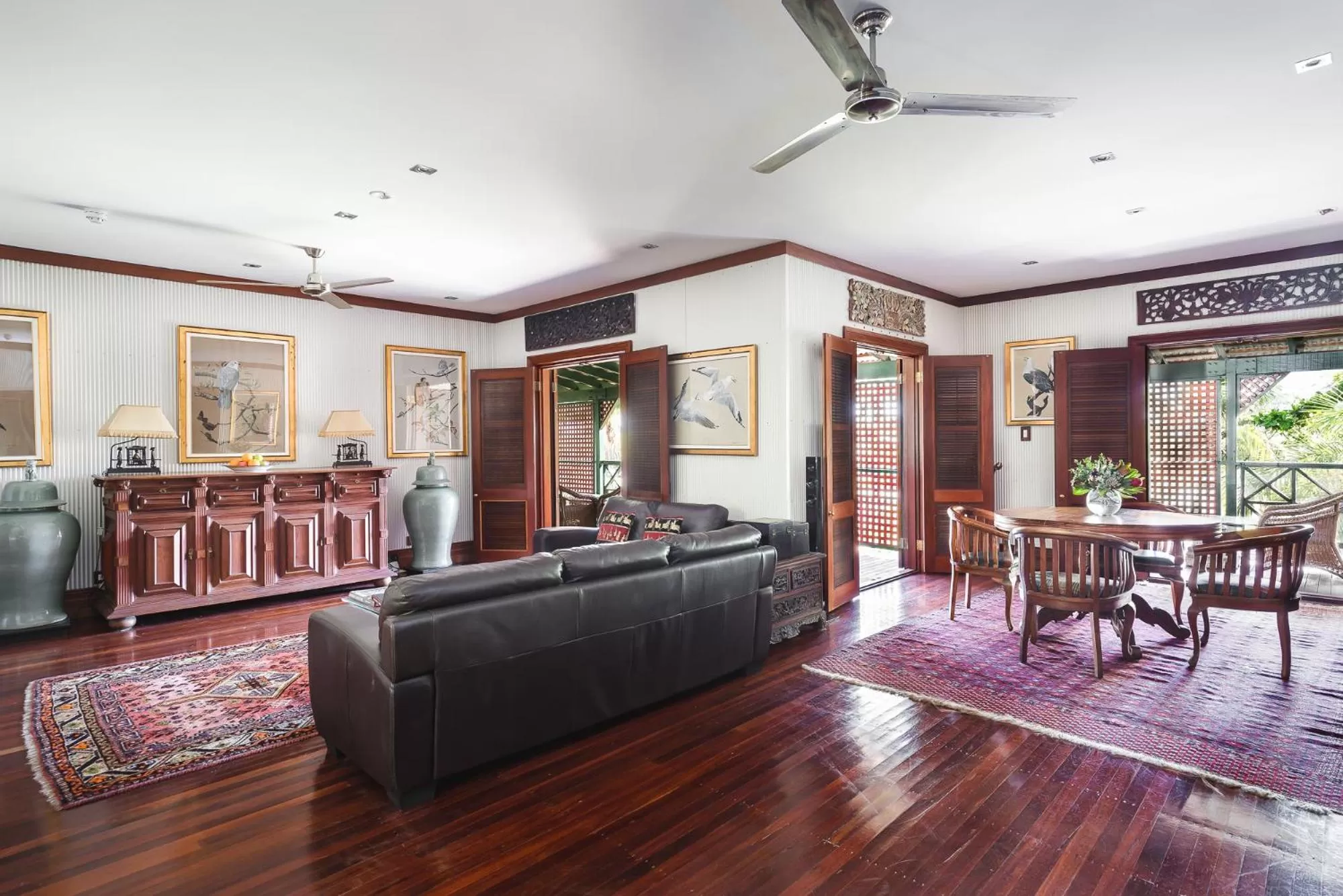 Living room in Cable Beach Club Resort & Spa