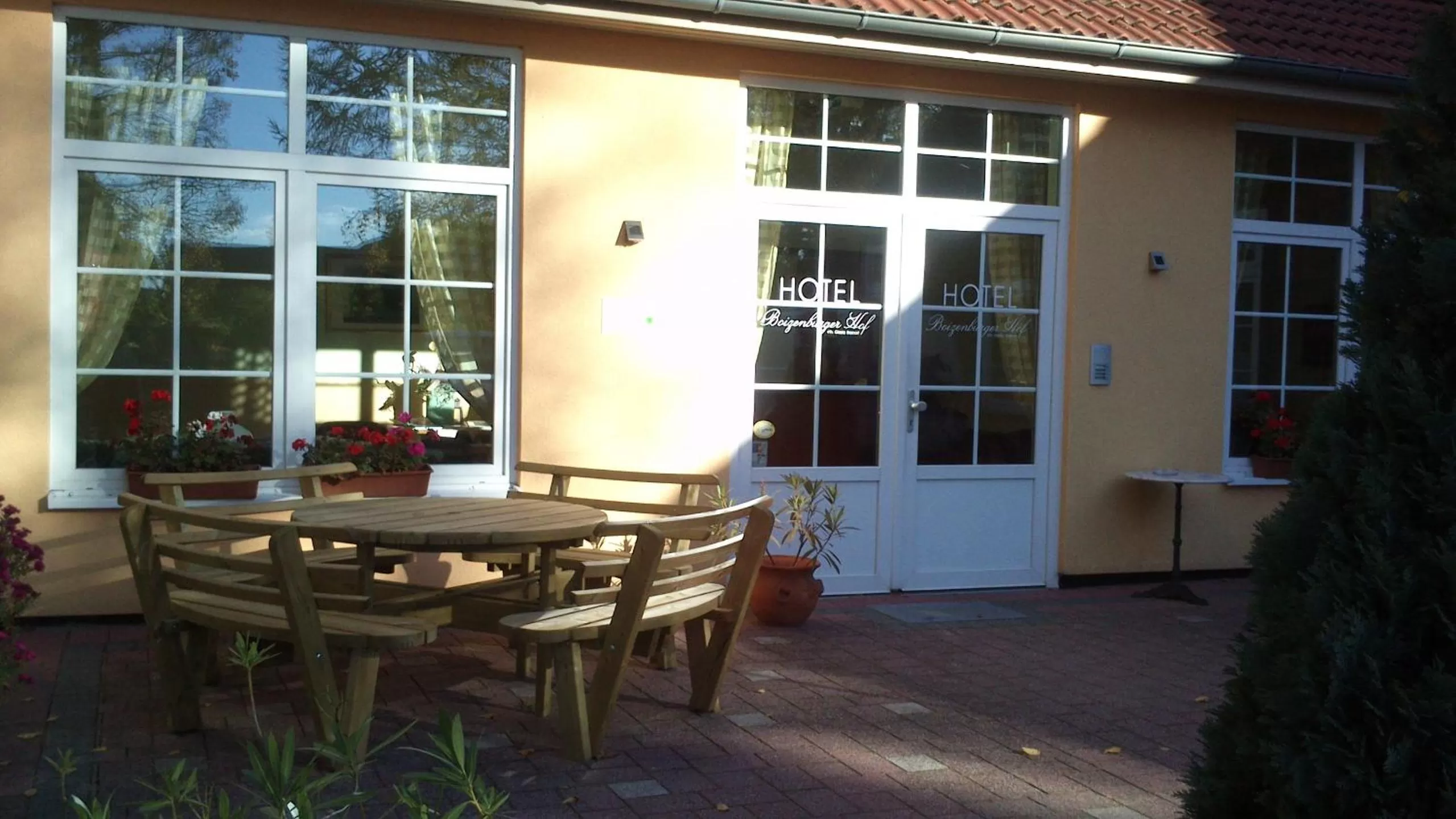 Facade/entrance in Hotel Boizenburger Hof