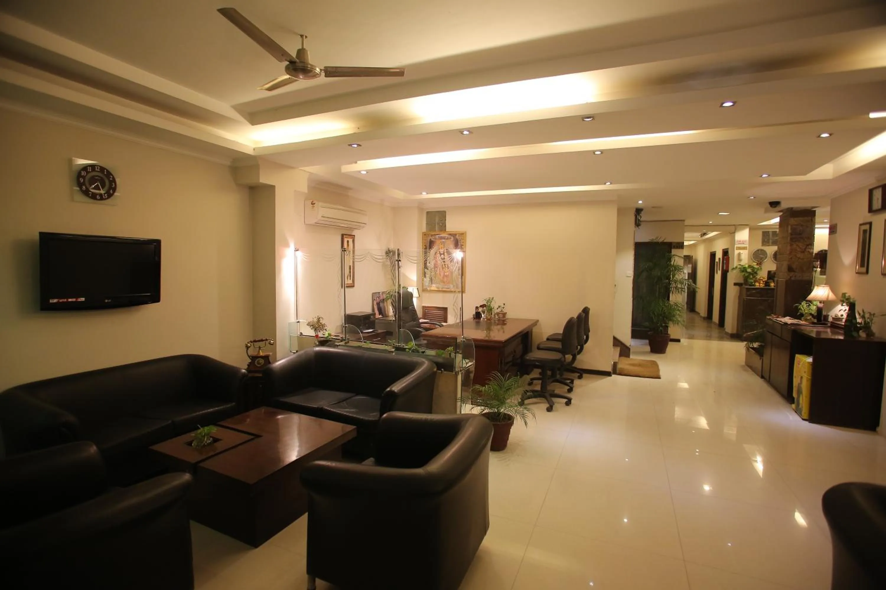 Lobby or reception in Hotel City Premier - Near Galleria Market , Super Mart-1 DLF Gurgaon