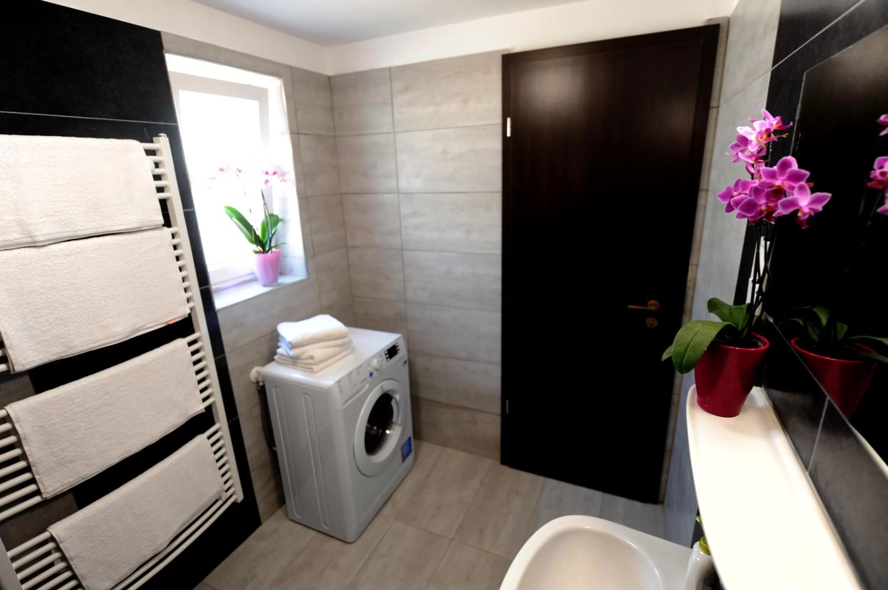 Shower in Tiszaliget Apartman és Szálló