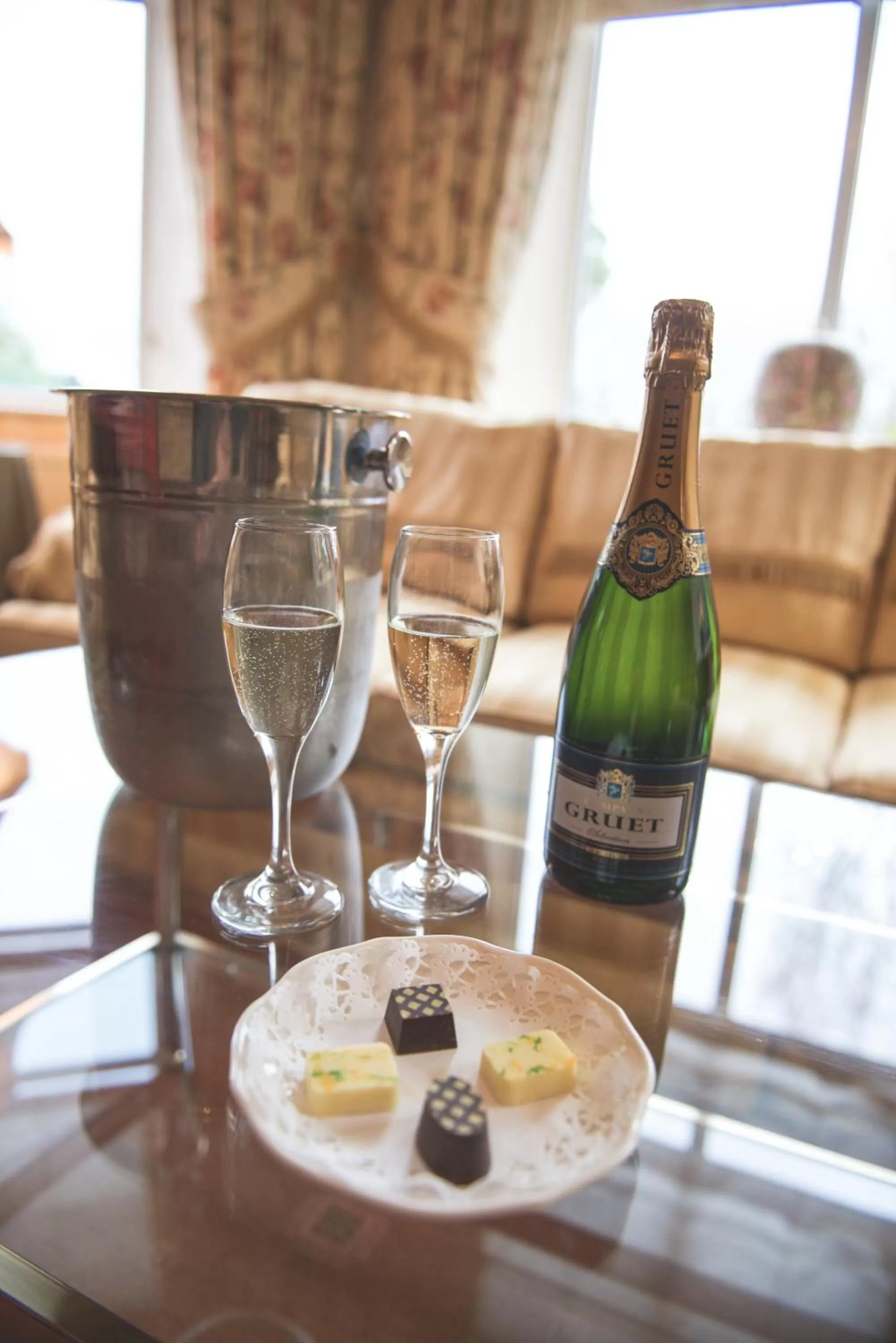 Alcoholic drinks in Tre-Ysgawen Hall & Spa