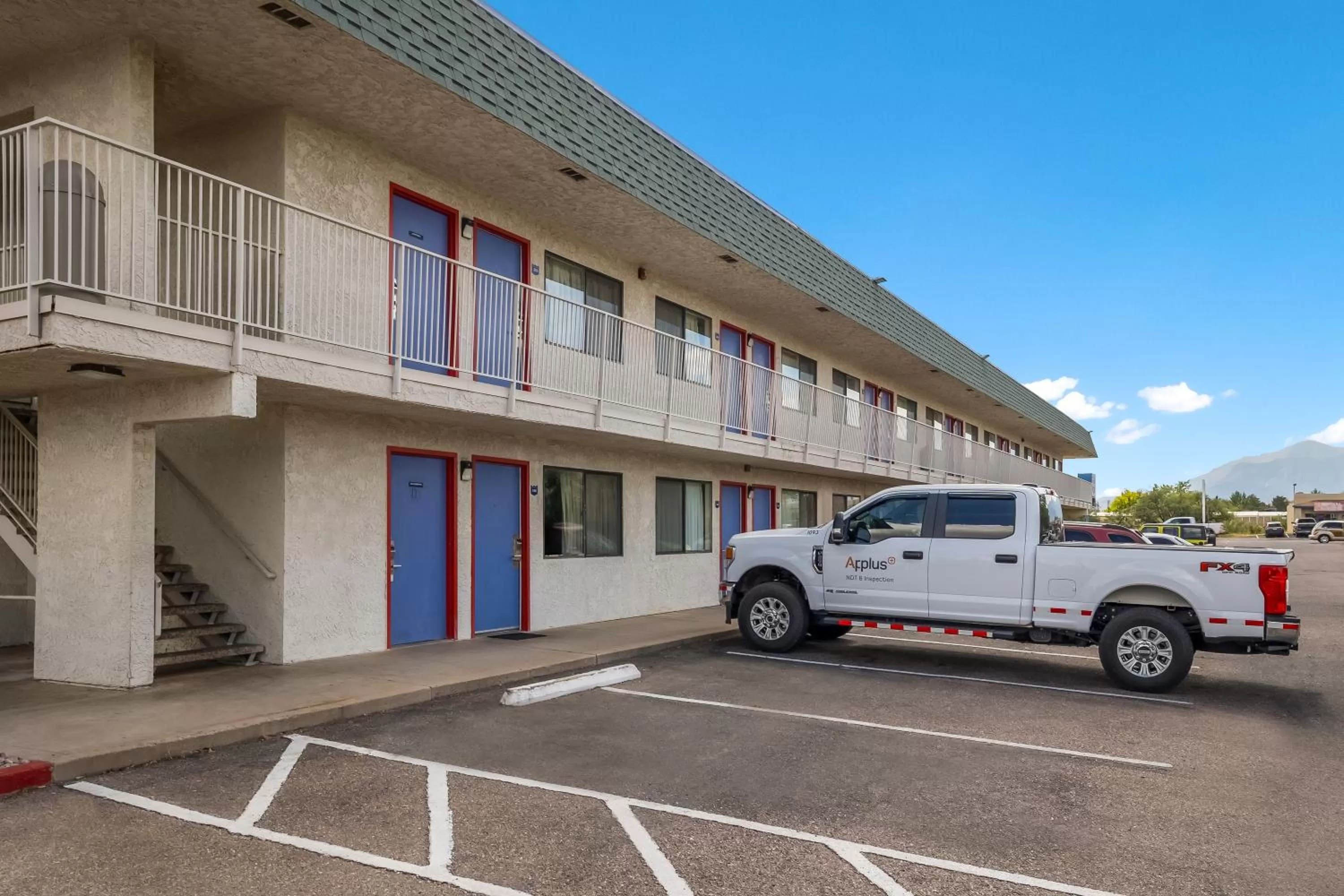 Property building in Knights Inn Sierra Vista / East Fry