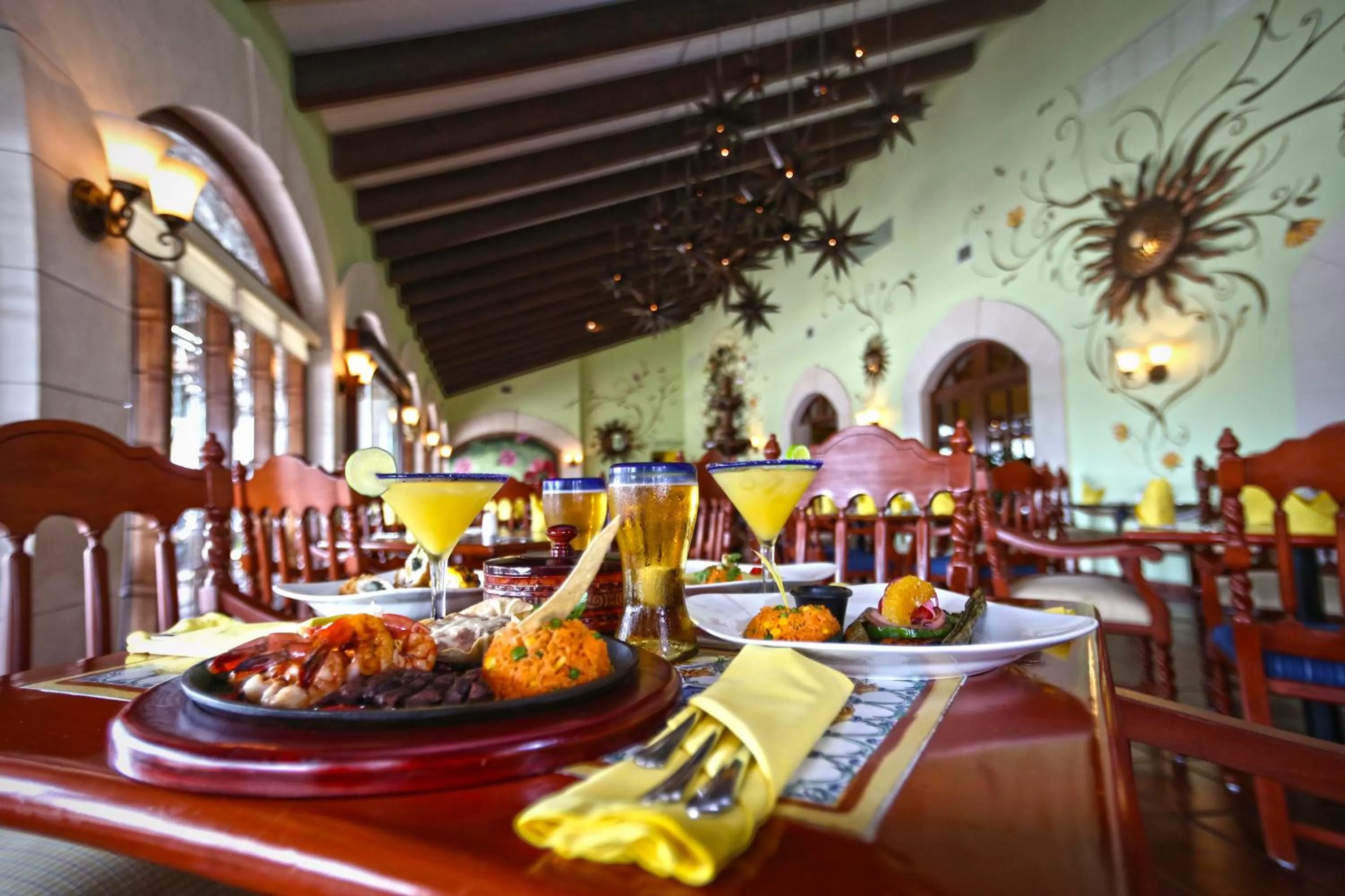 Restaurant/places to eat in The Royal Sands Resort & Spa