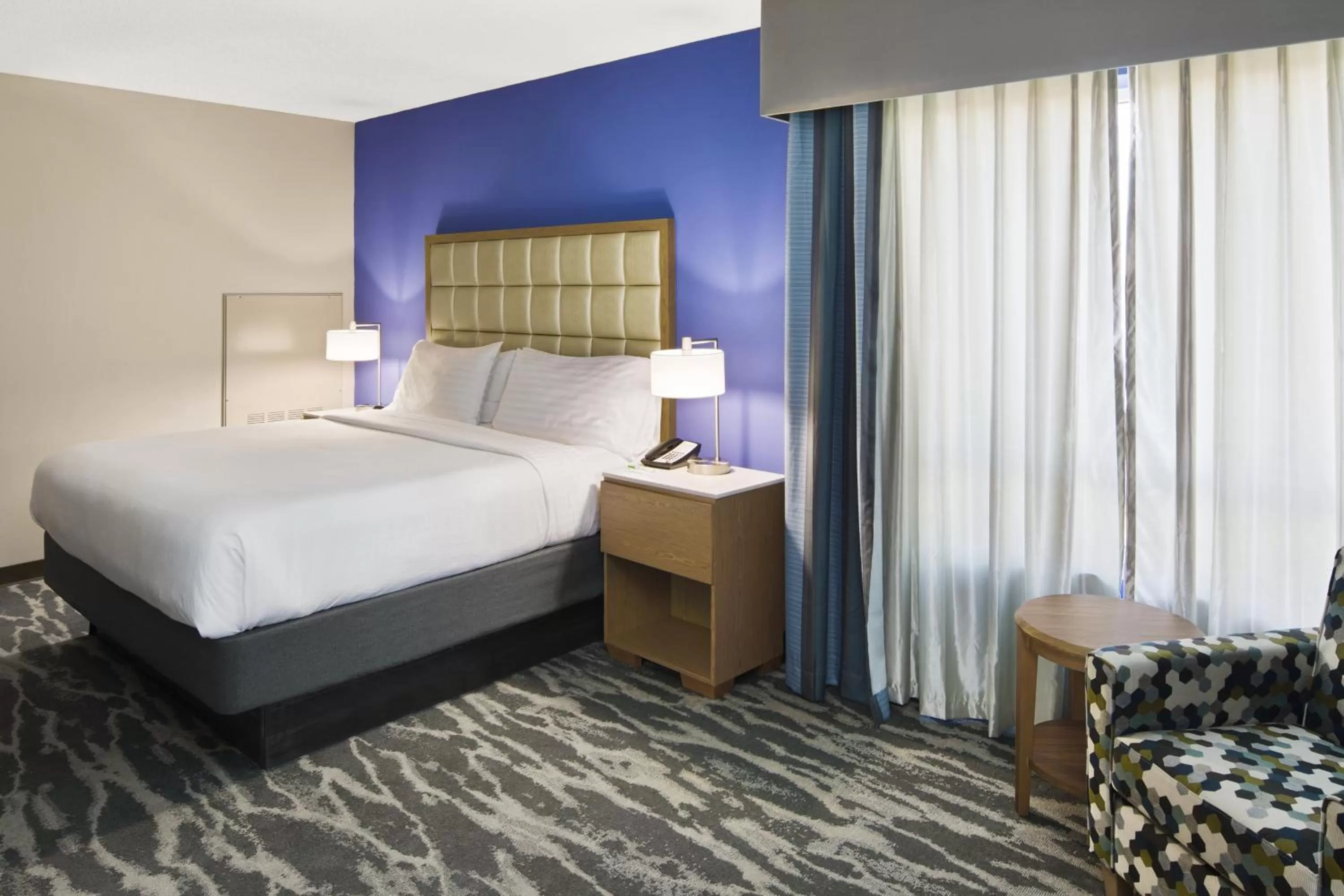 Photo of the whole room, Bed in Holiday Inn Augusta West I-20 by IHG