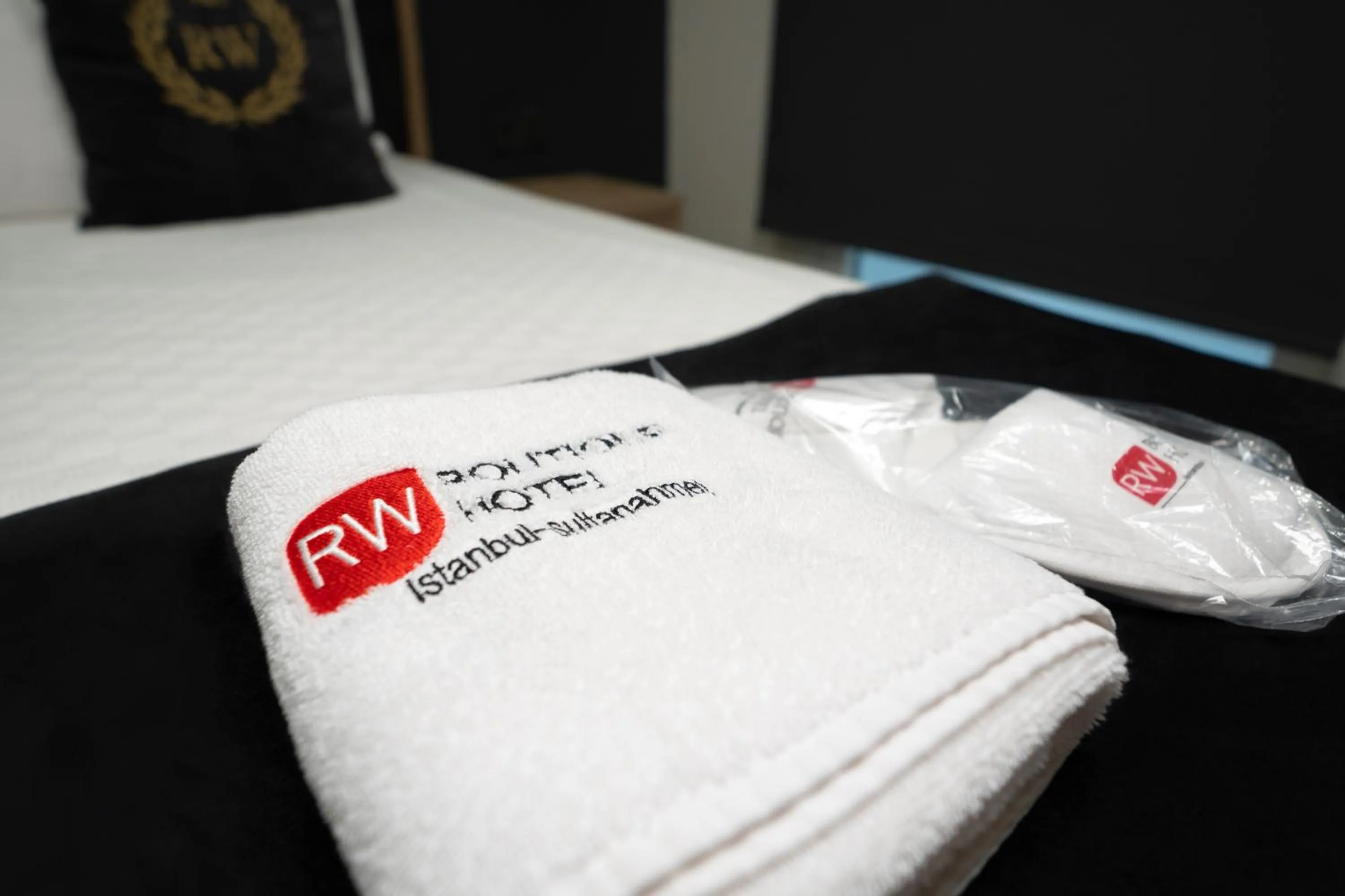RW BOUTIQUE HOTEL